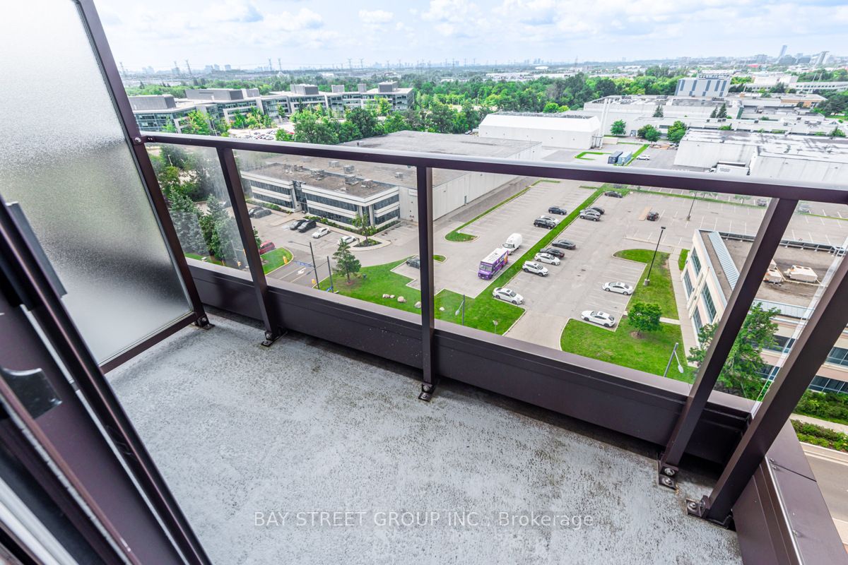 99 South Town Centre Blvd, #Ph1216