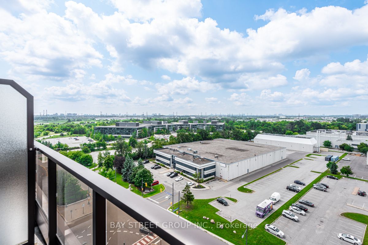 99 South Town Centre Blvd, #Ph1216
