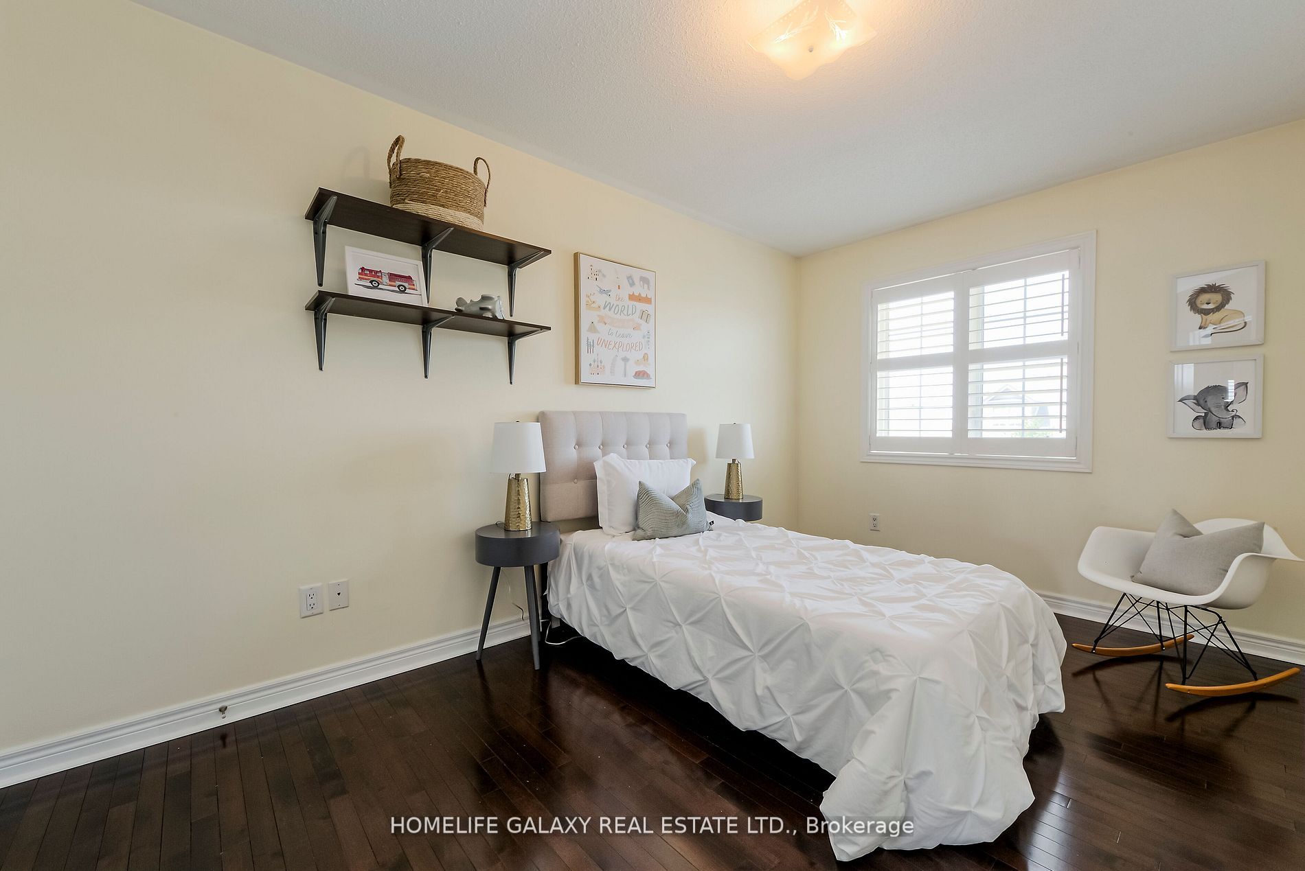 17 Ivy Stone Crt