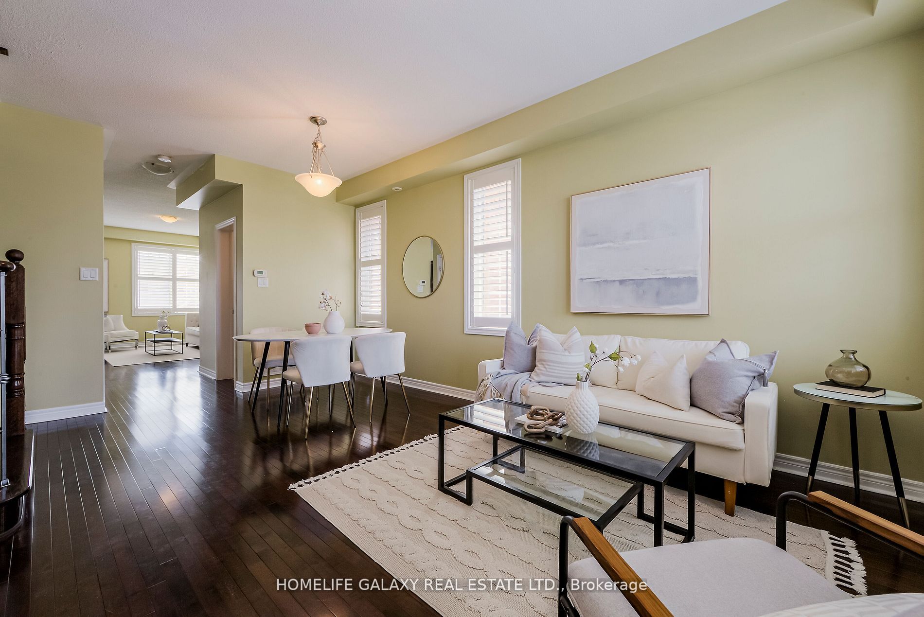 17 Ivy Stone Crt