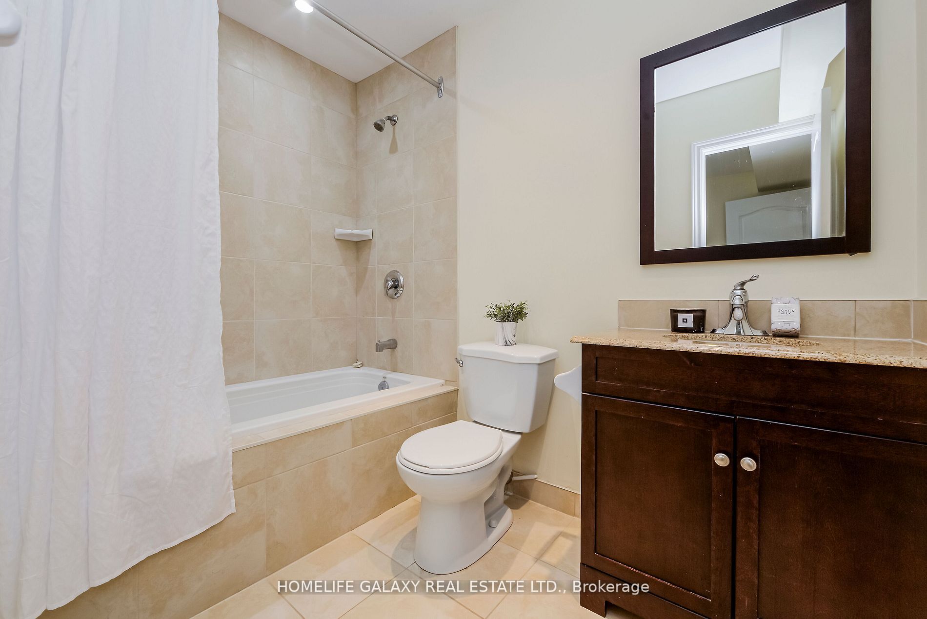 17 Ivy Stone Crt