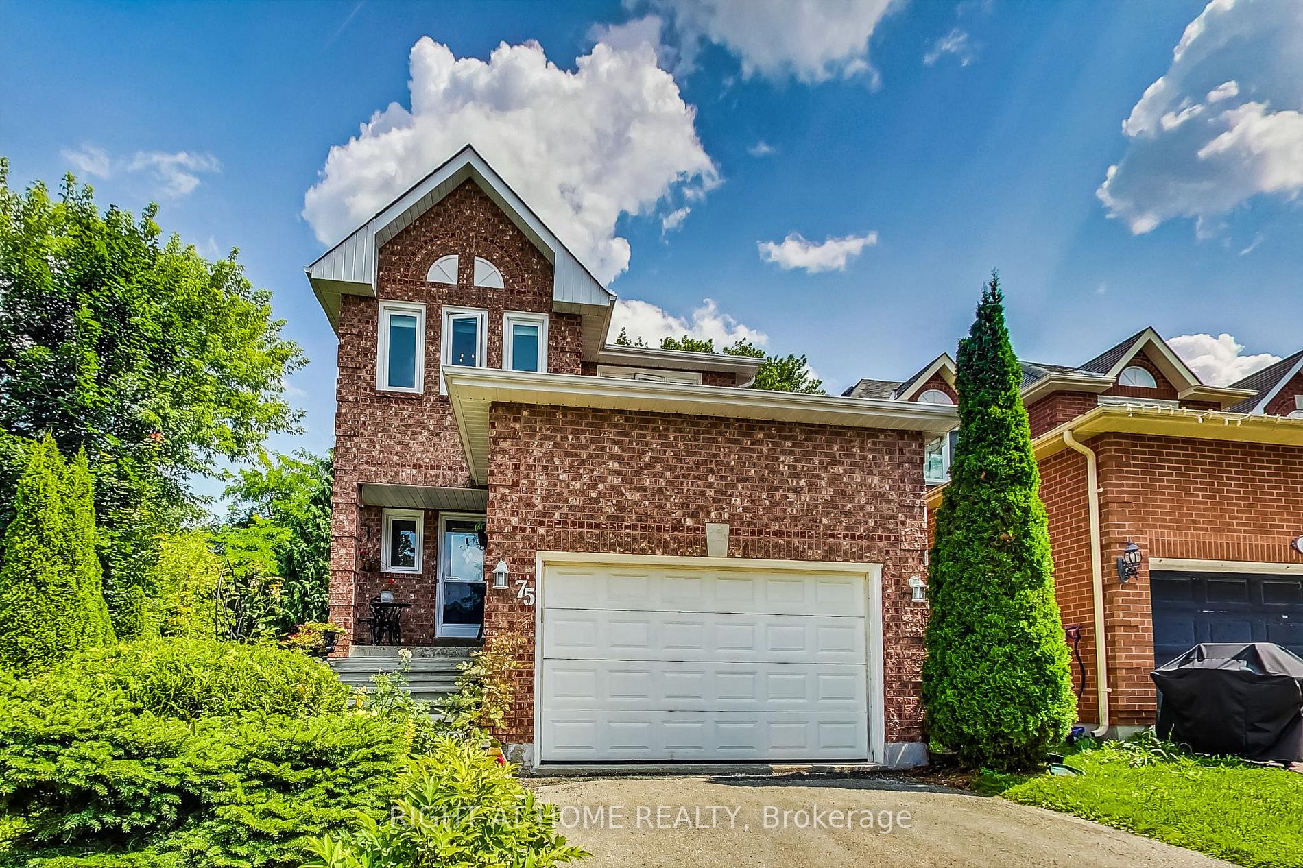 75 Sandfield Dr