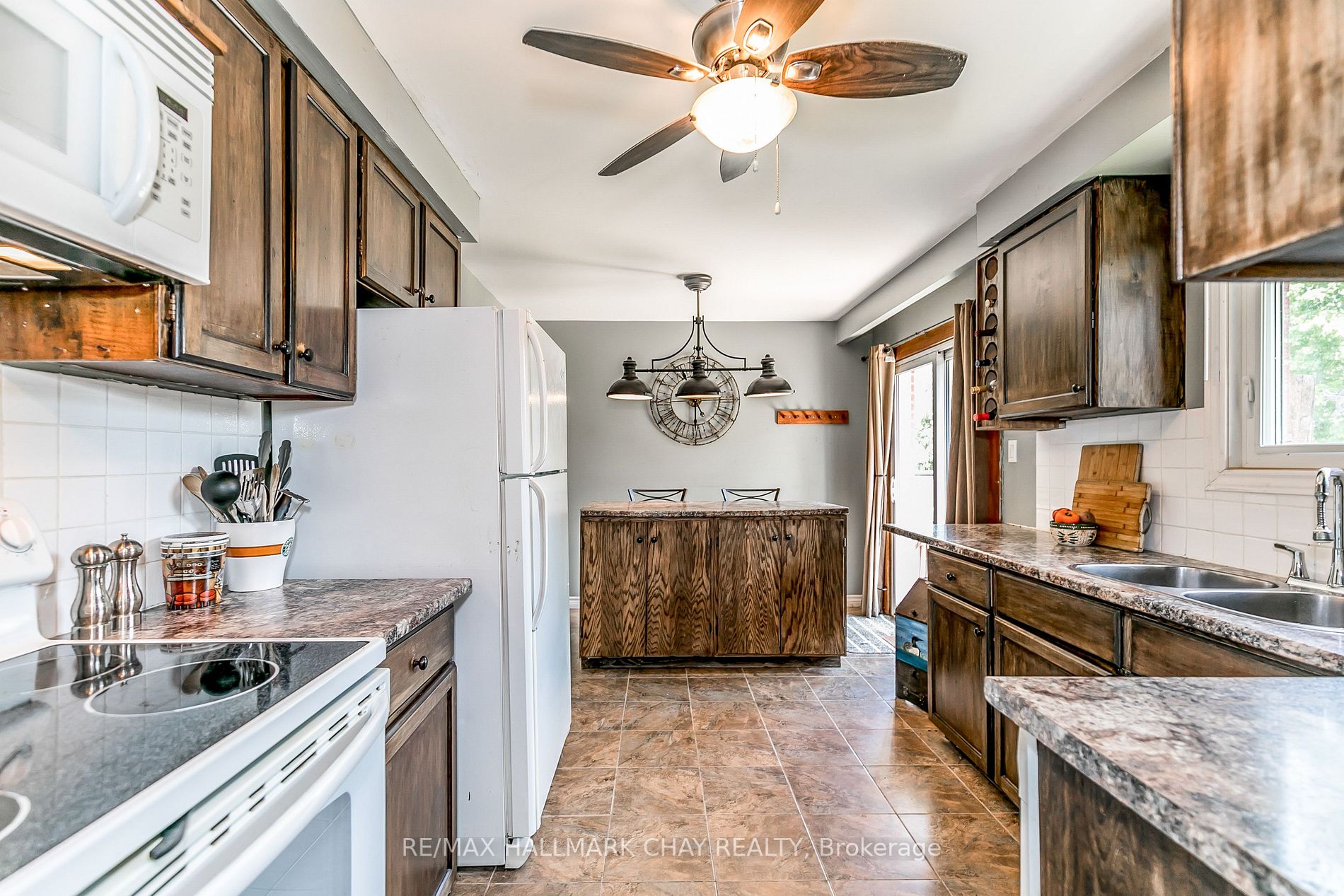 3151 25th Sideroad