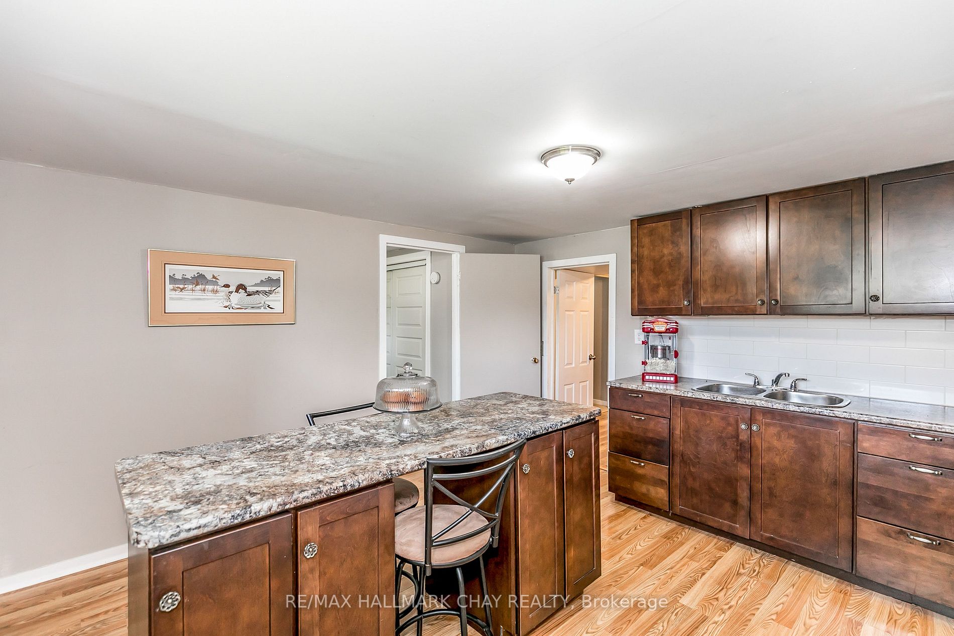 3151 25th Sideroad