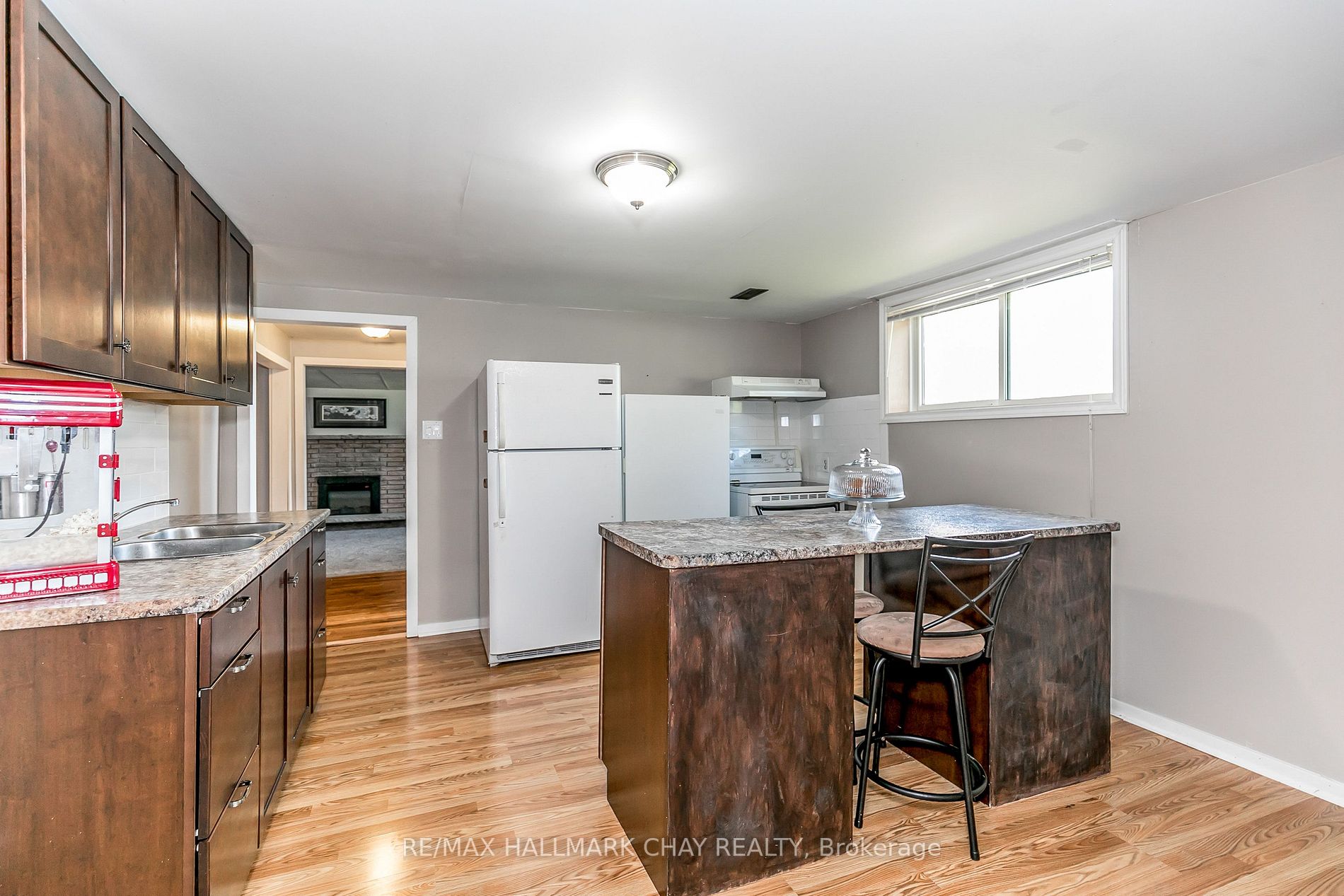 3151 25th Sideroad