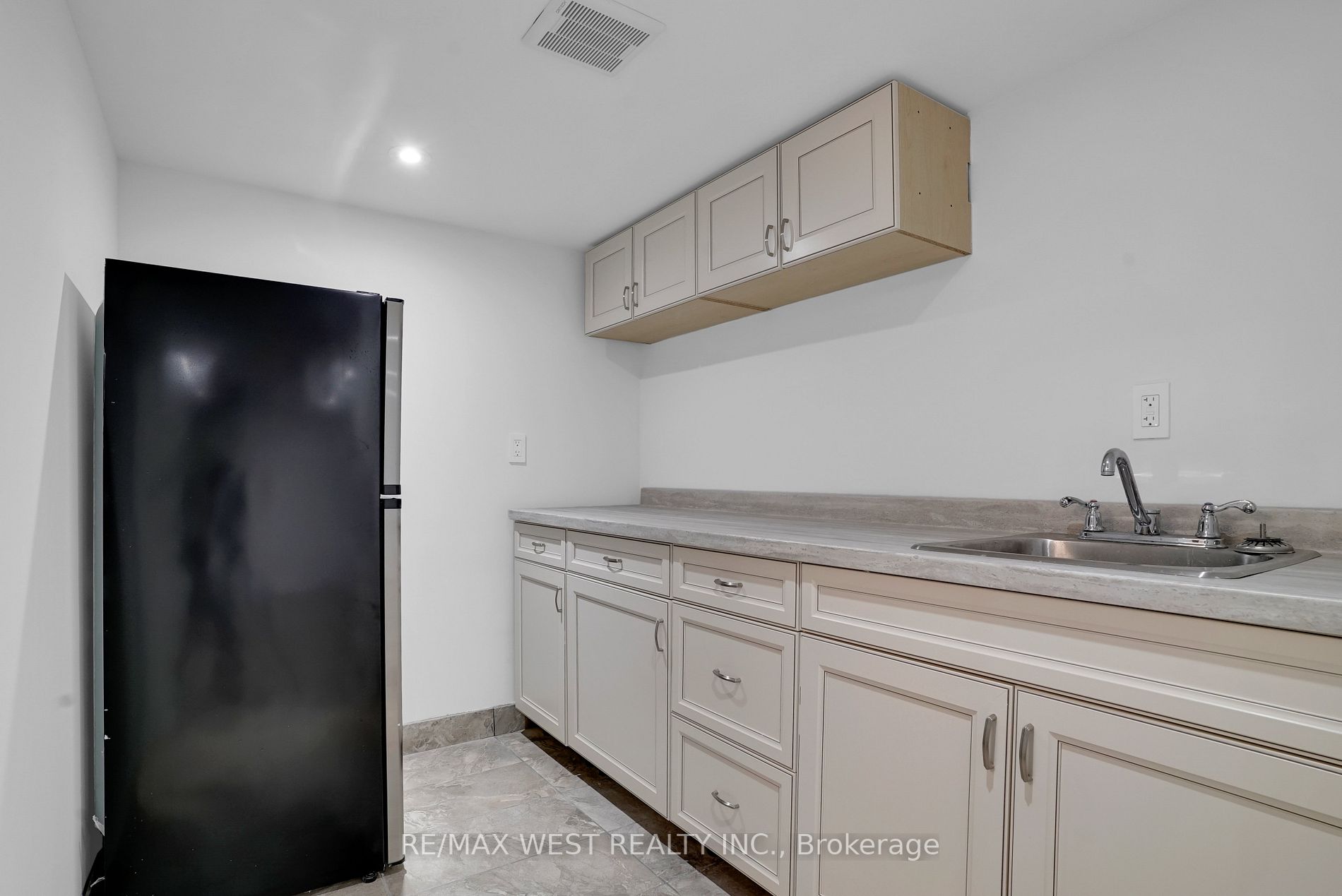 516 Sunset Beach Rd