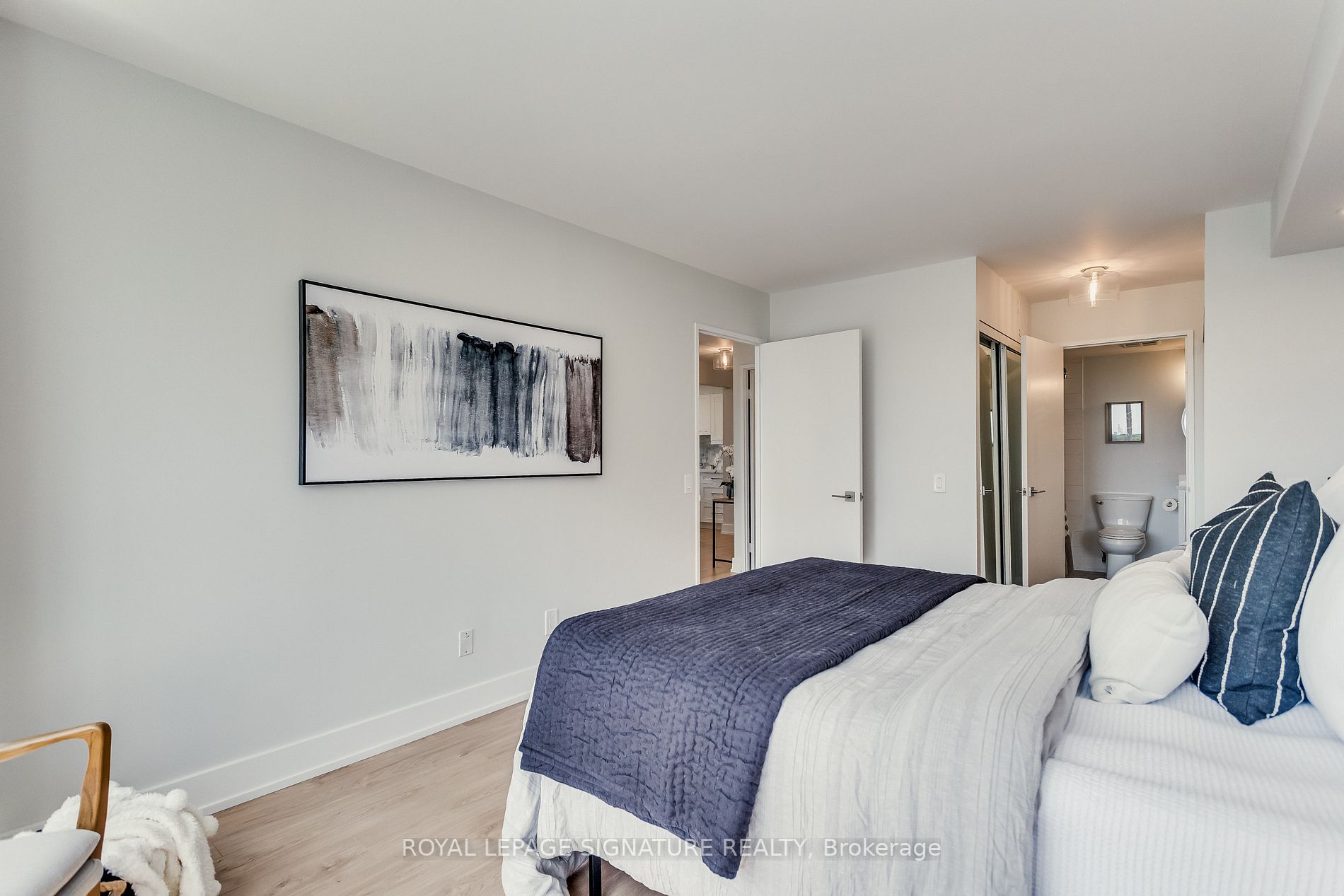 91 Townsgate Dr, #804