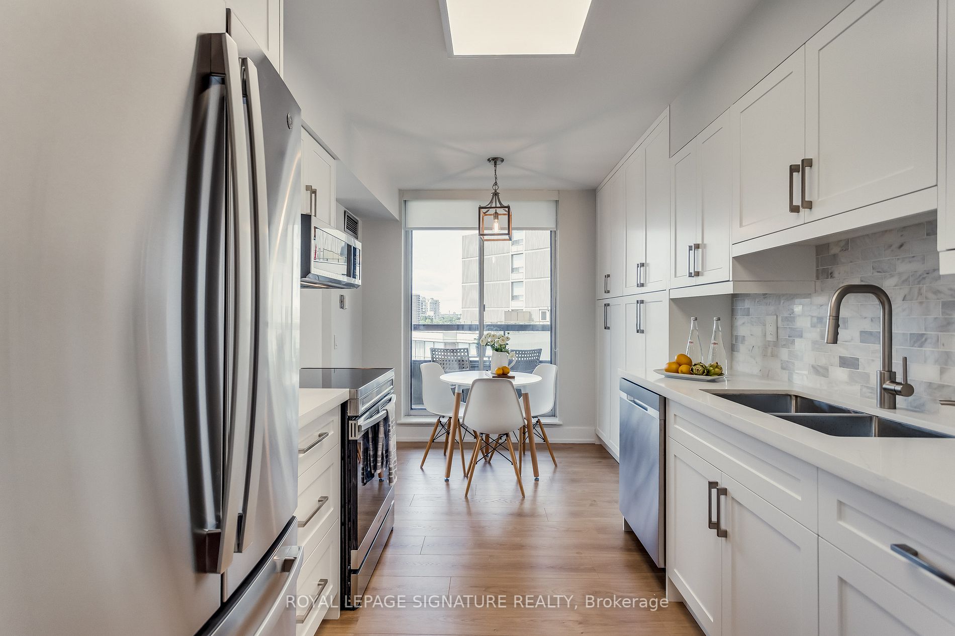 91 Townsgate Dr, #804