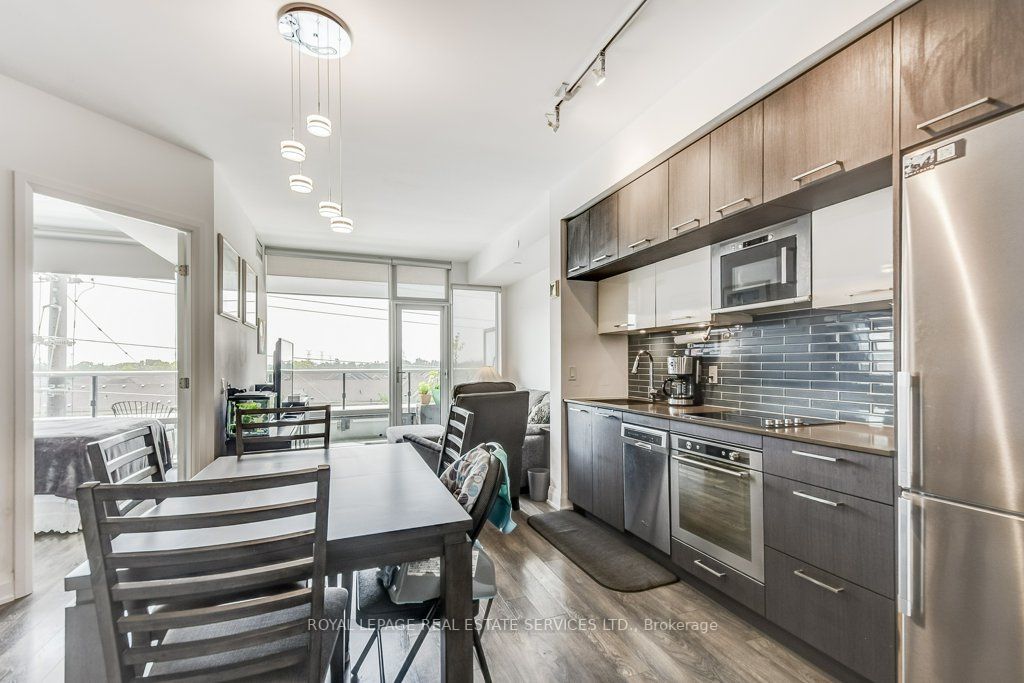 4800 Highway 7, #511