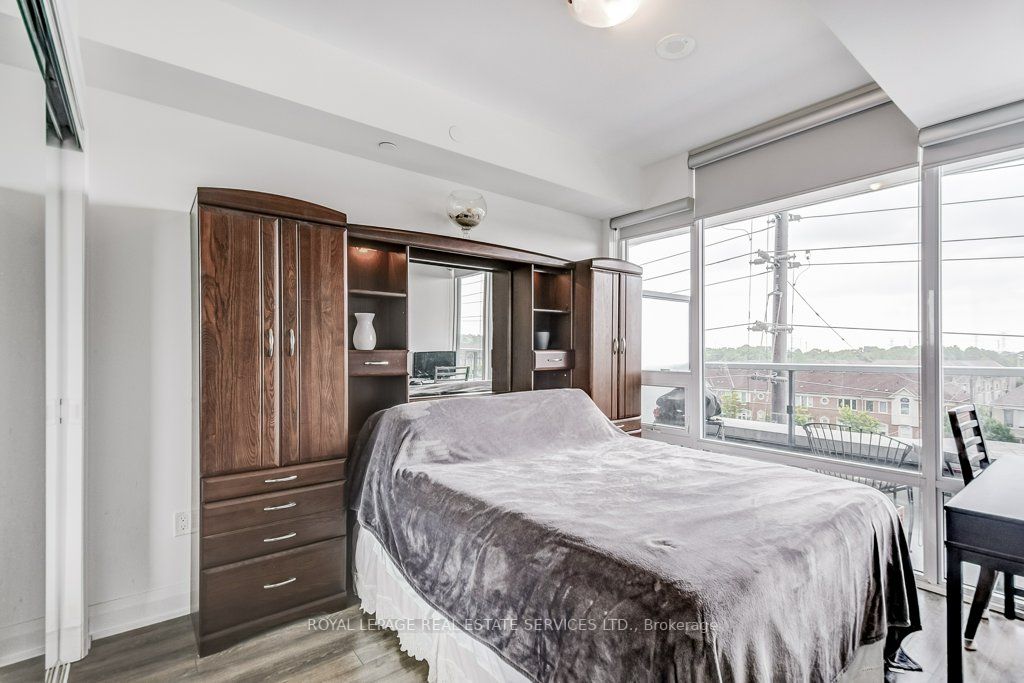 4800 Highway 7, #511