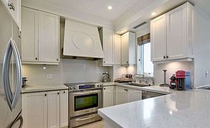 9235 Jane St, #1505