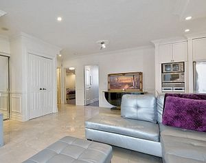 9235 Jane St, #1505