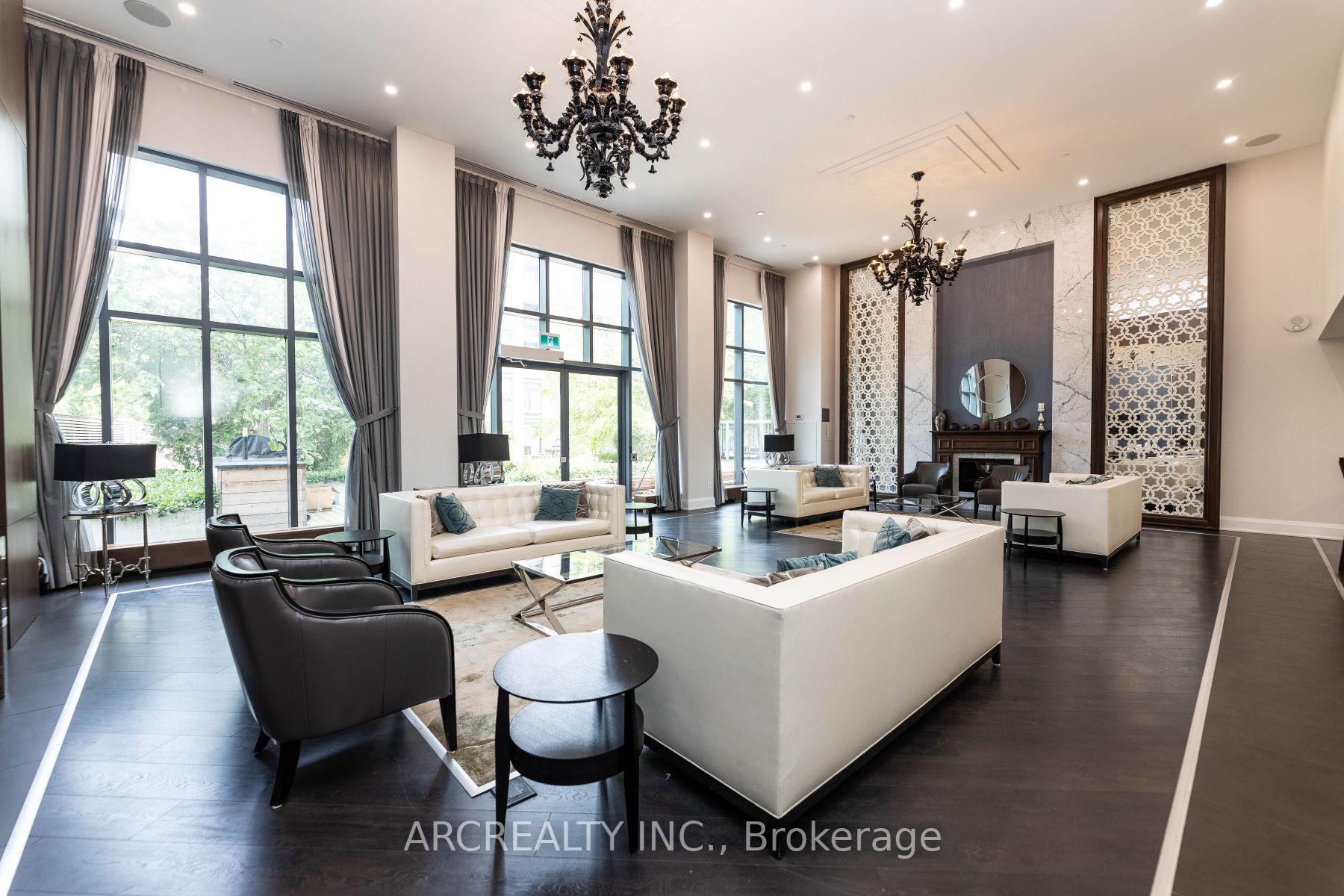 7608 Yonge Street #618