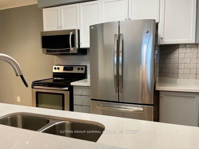 1 Emerald Lane, #Ph206