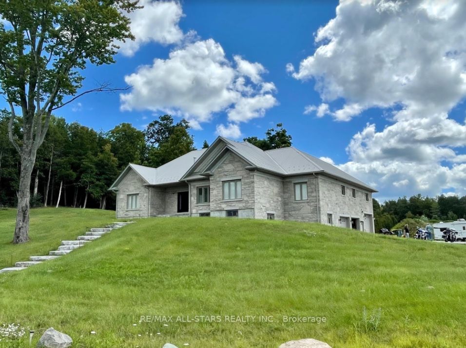 349 Zephyr Rd