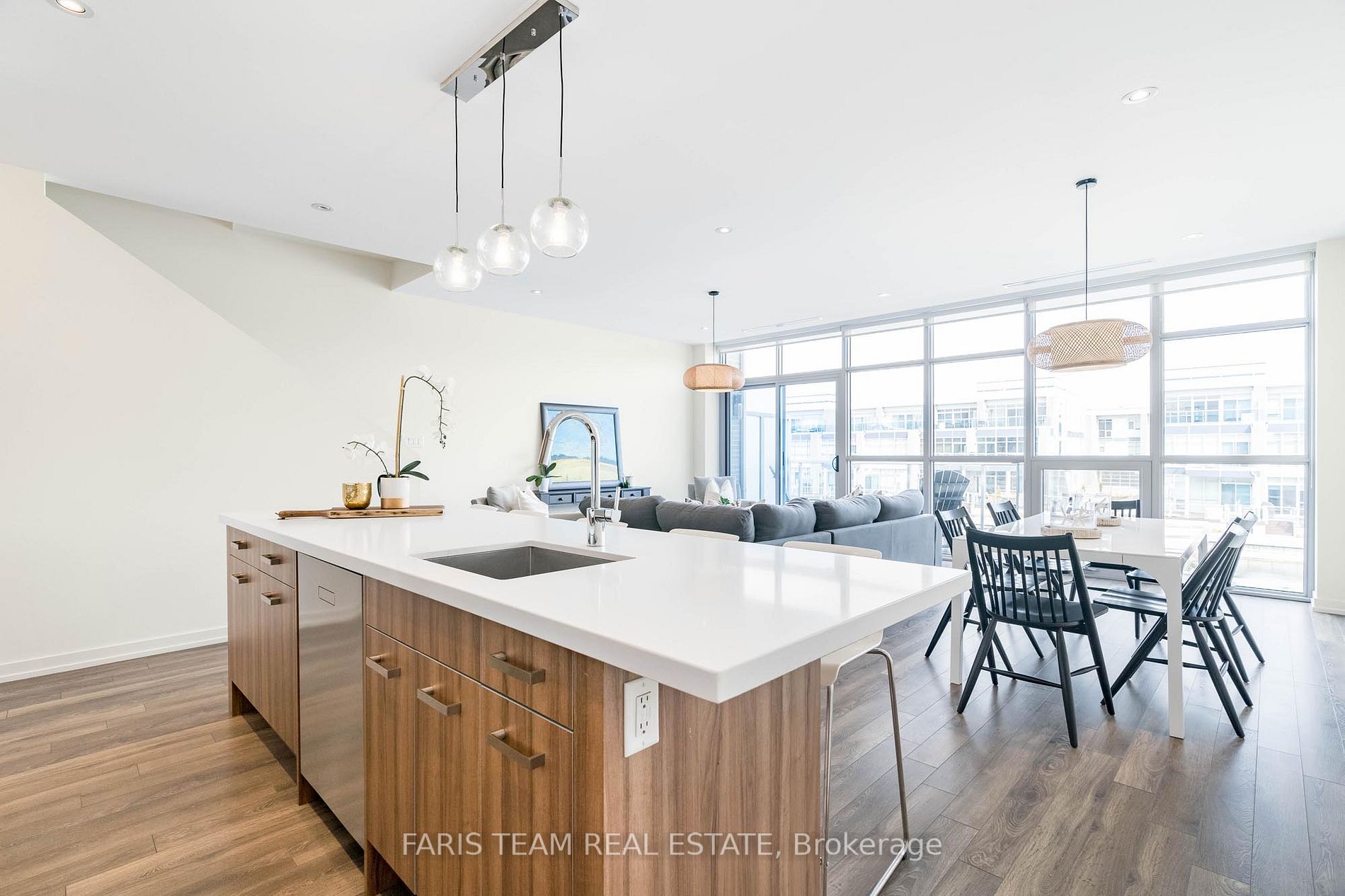 3666 Ferretti Crt