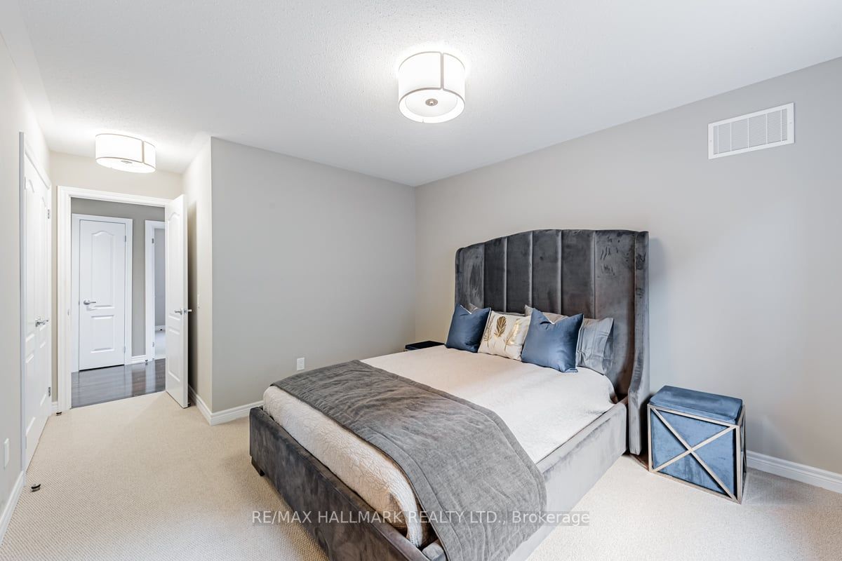 92 Glenheron Crescent