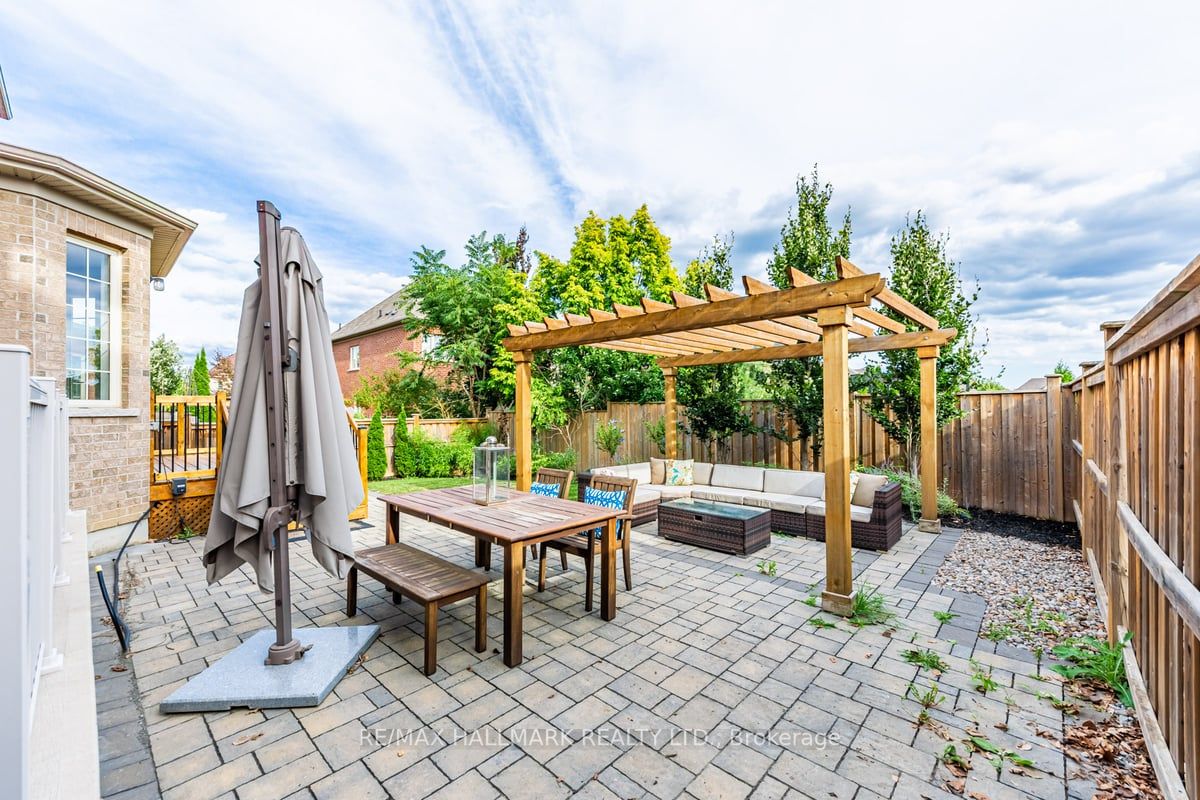 92 Glenheron Crescent