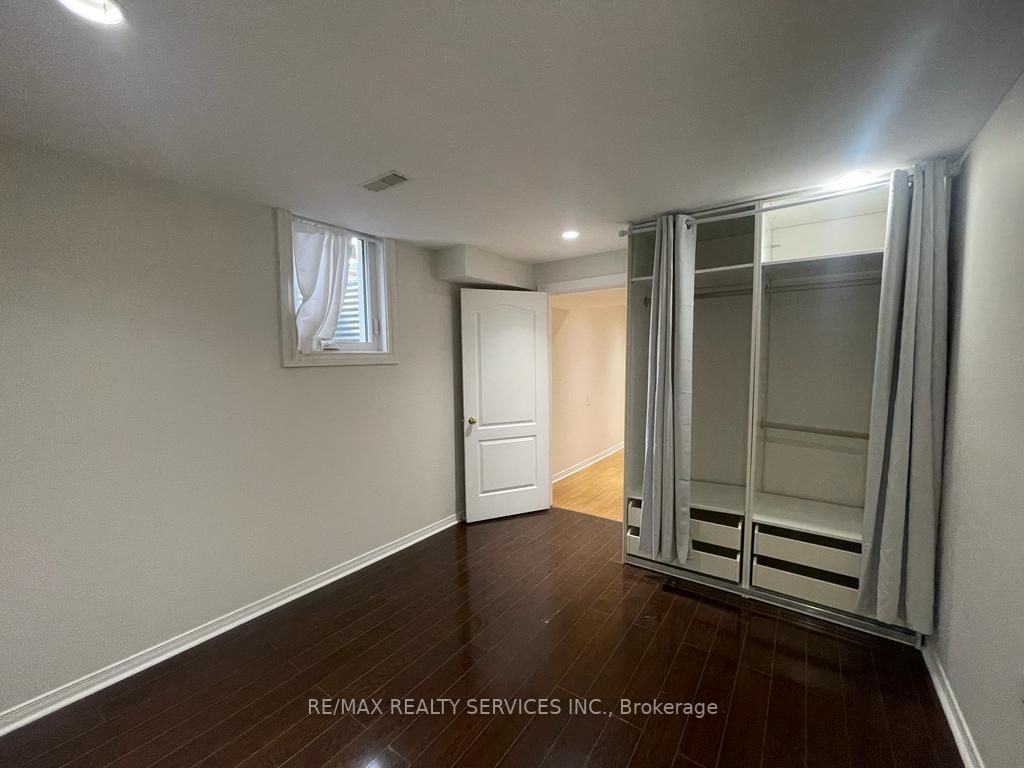 101 Convoy Crescent, #Bsmt