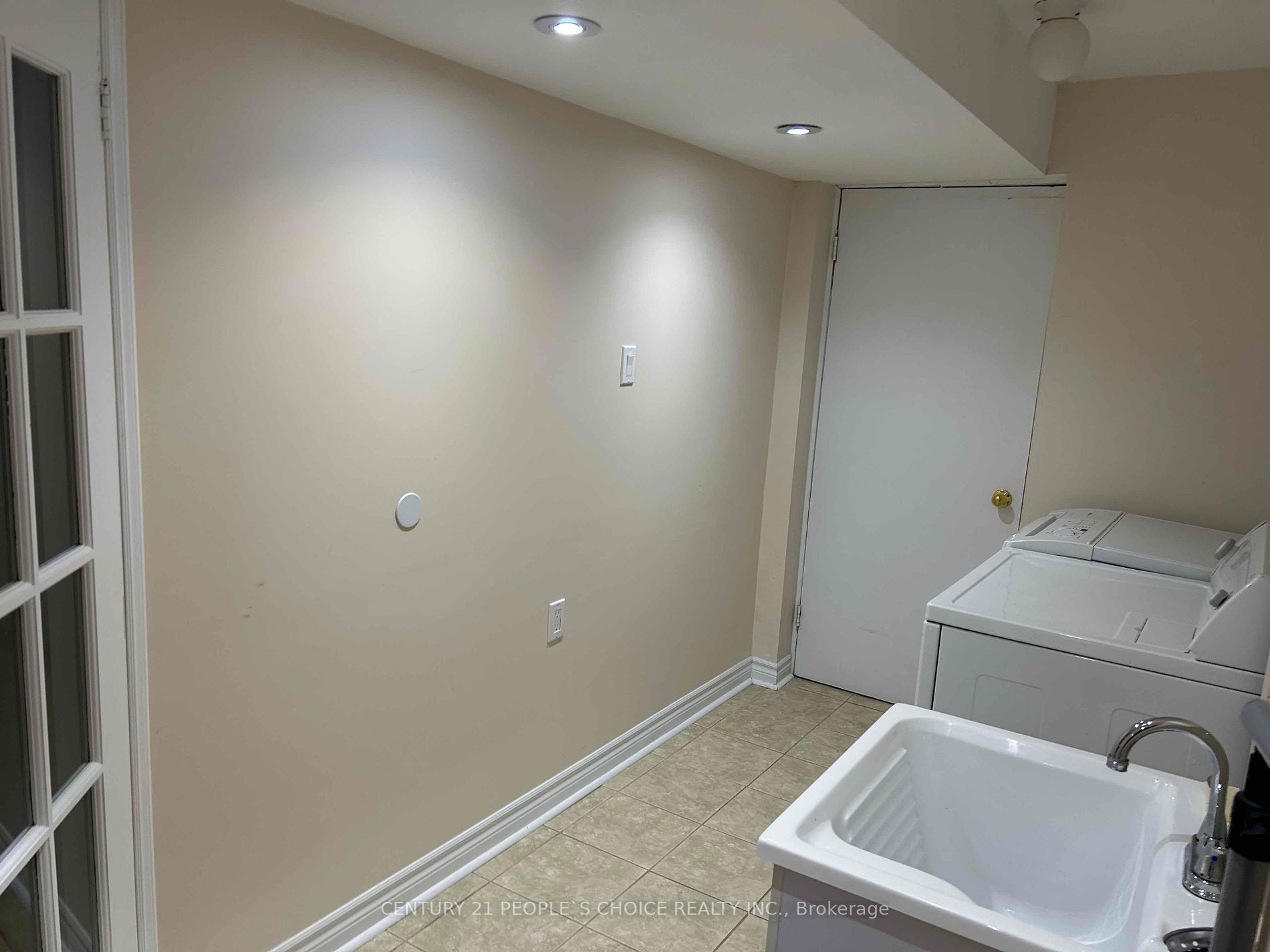 51 Echo Ridge Cres