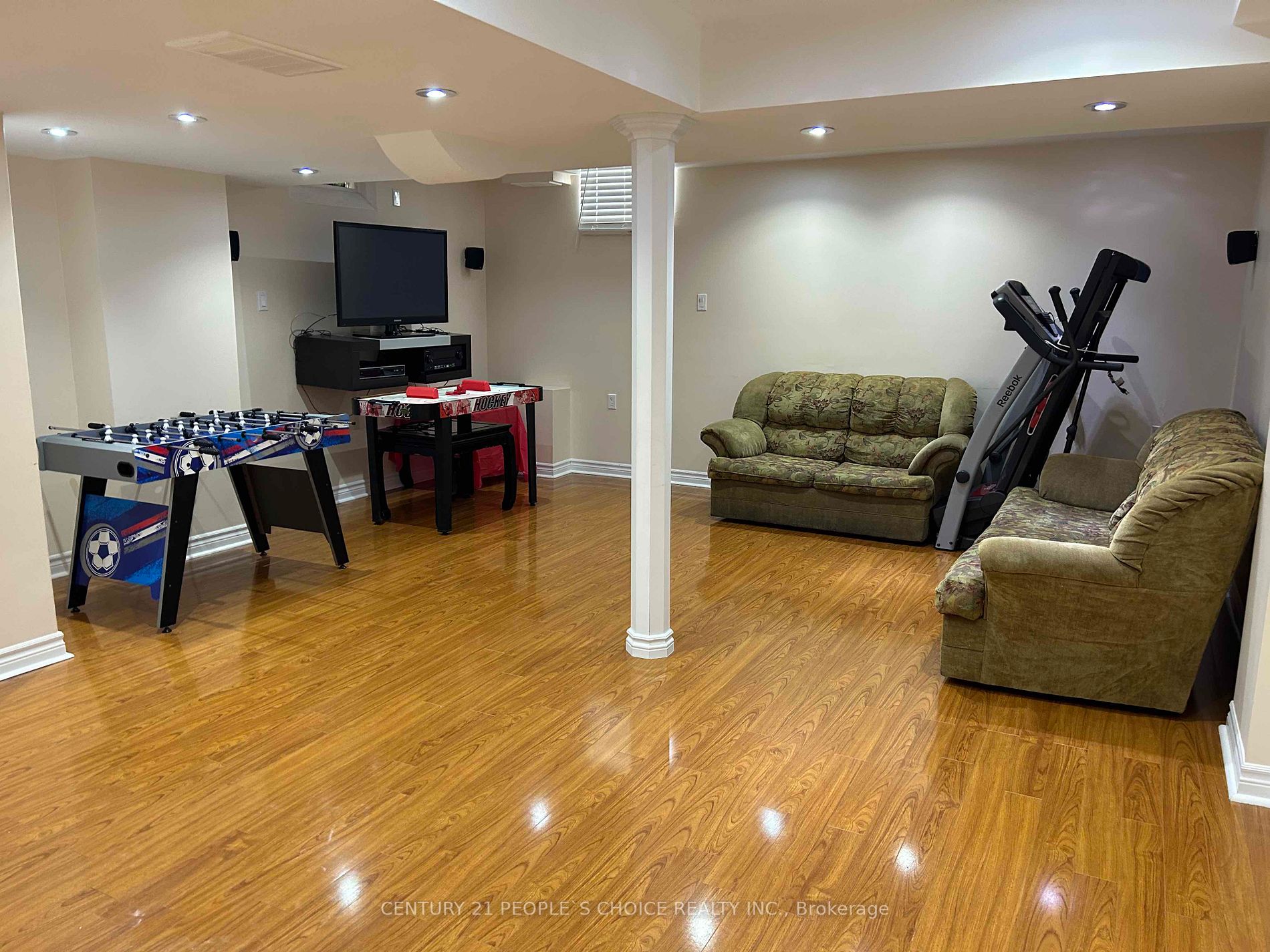 51 Echo Ridge Cres
