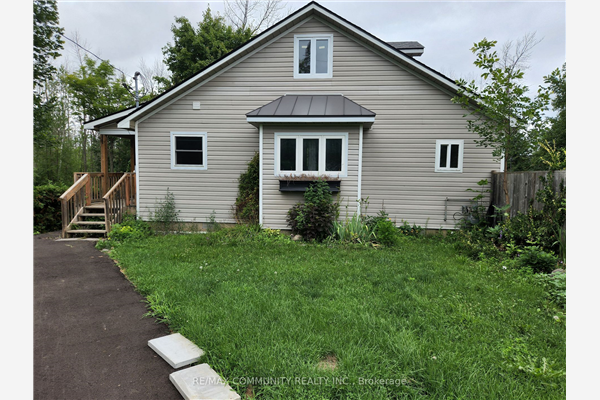 802 Cedarvale Dr, Innisfil