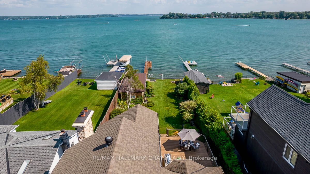 1373 Maple Rd