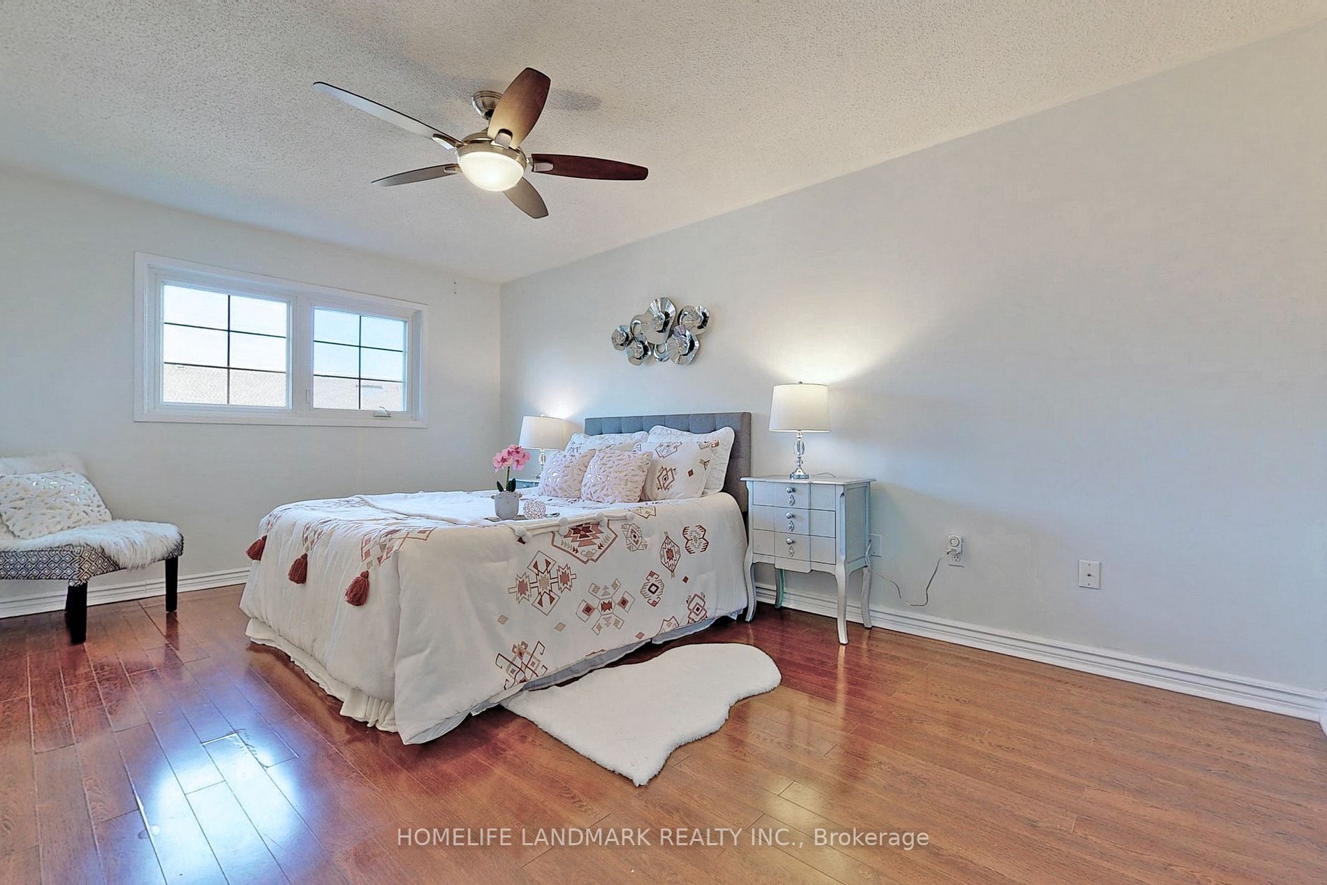 135 Stonebriar Dr