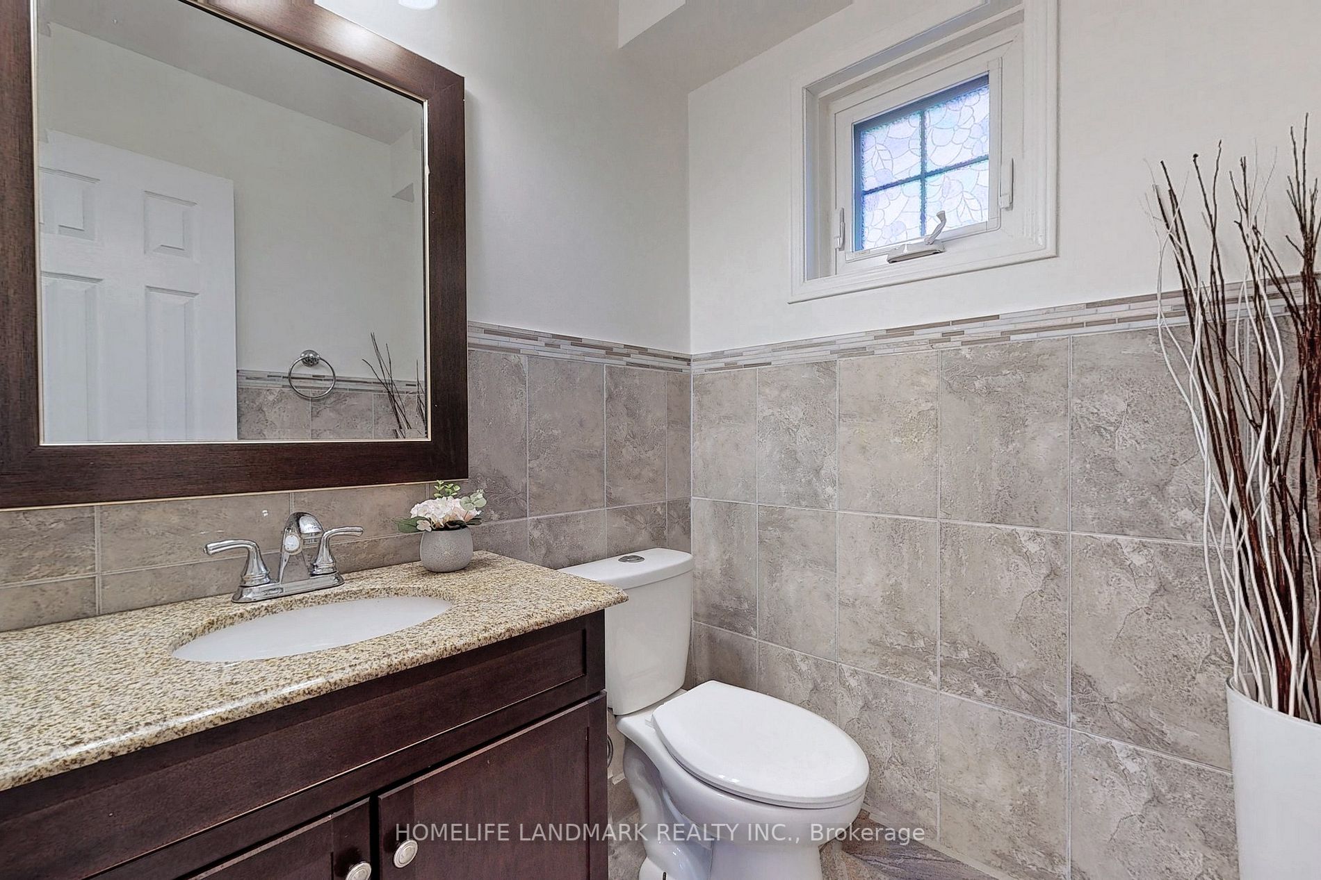 135 Stonebriar Dr