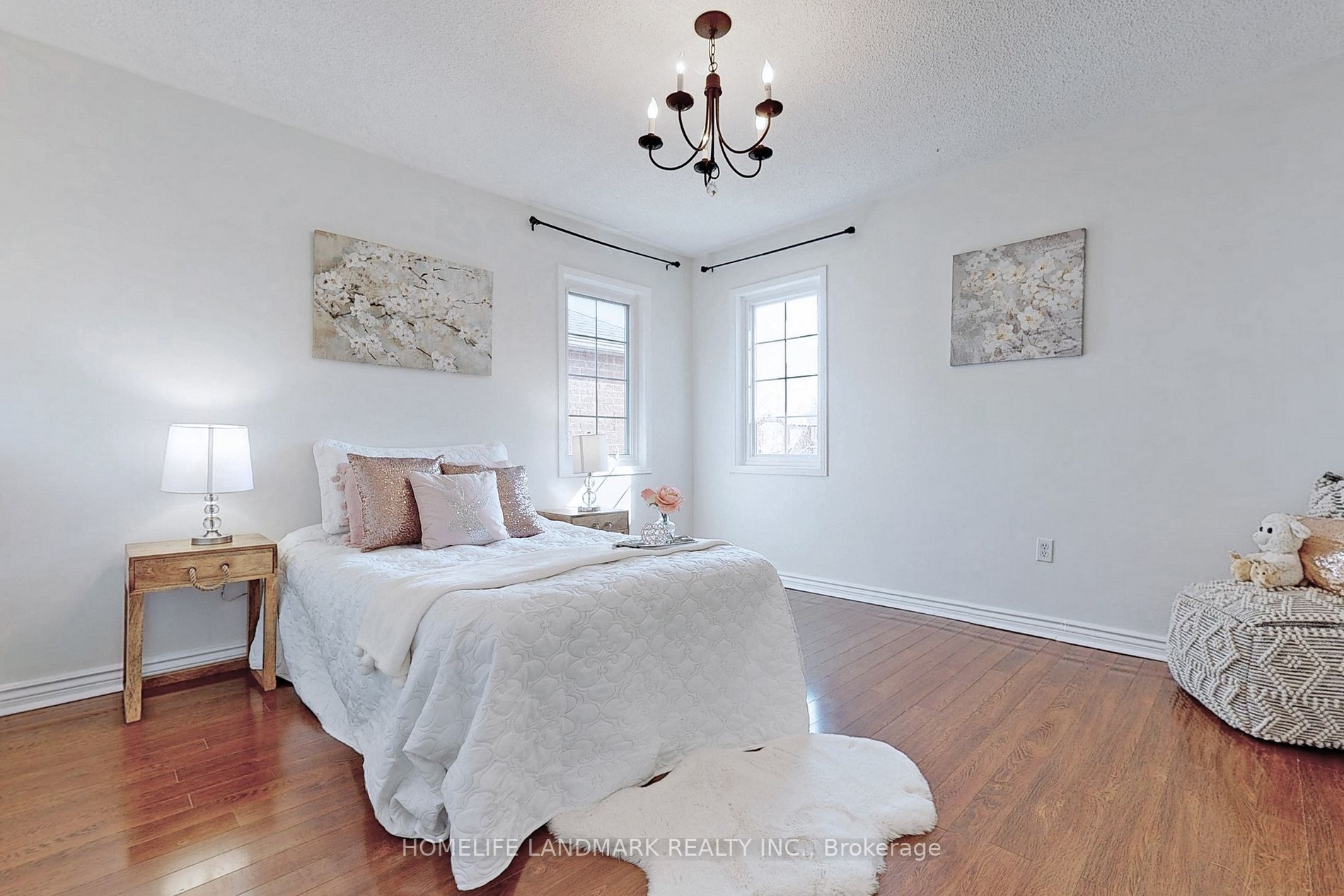 135 Stonebriar Dr