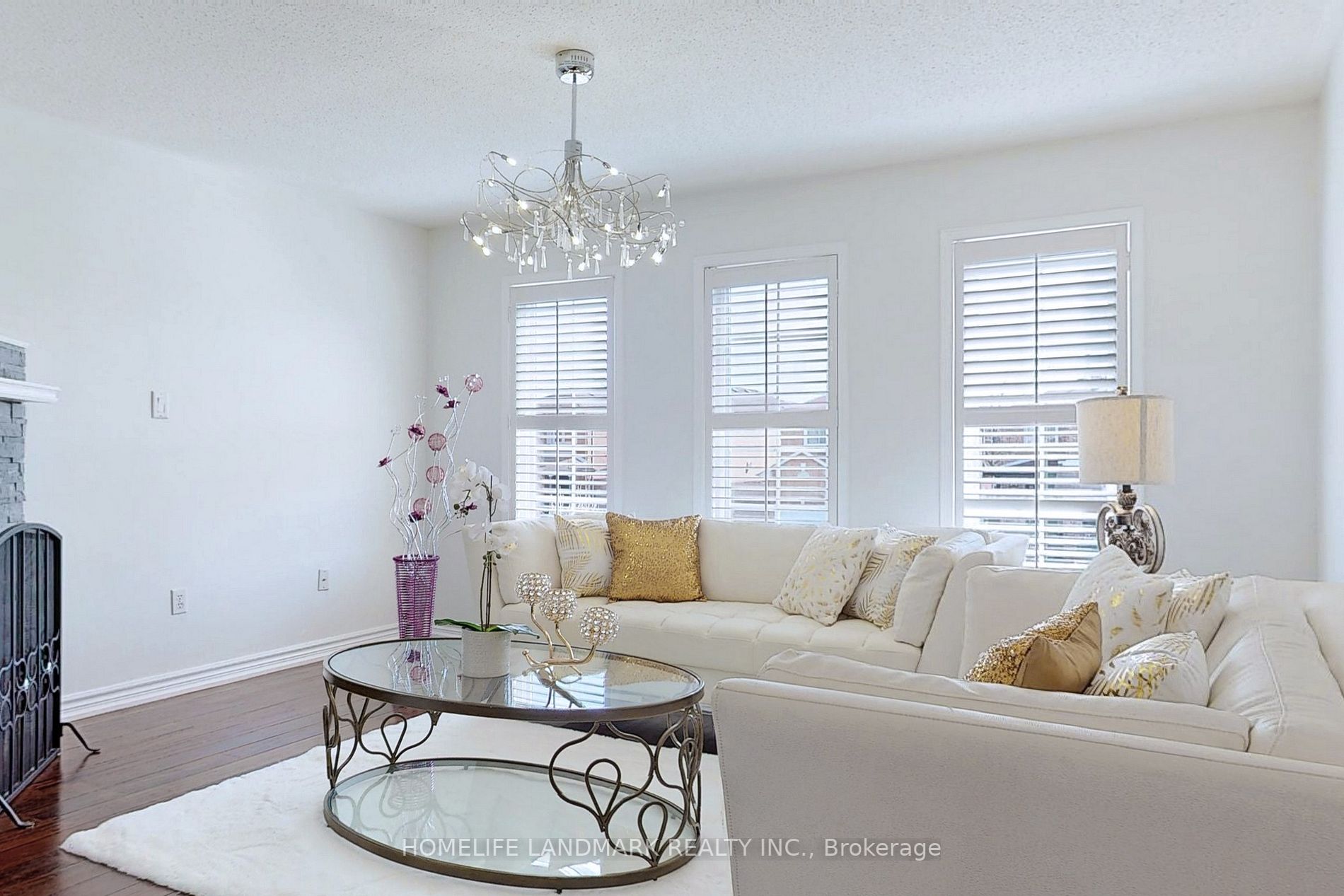 135 Stonebriar Dr