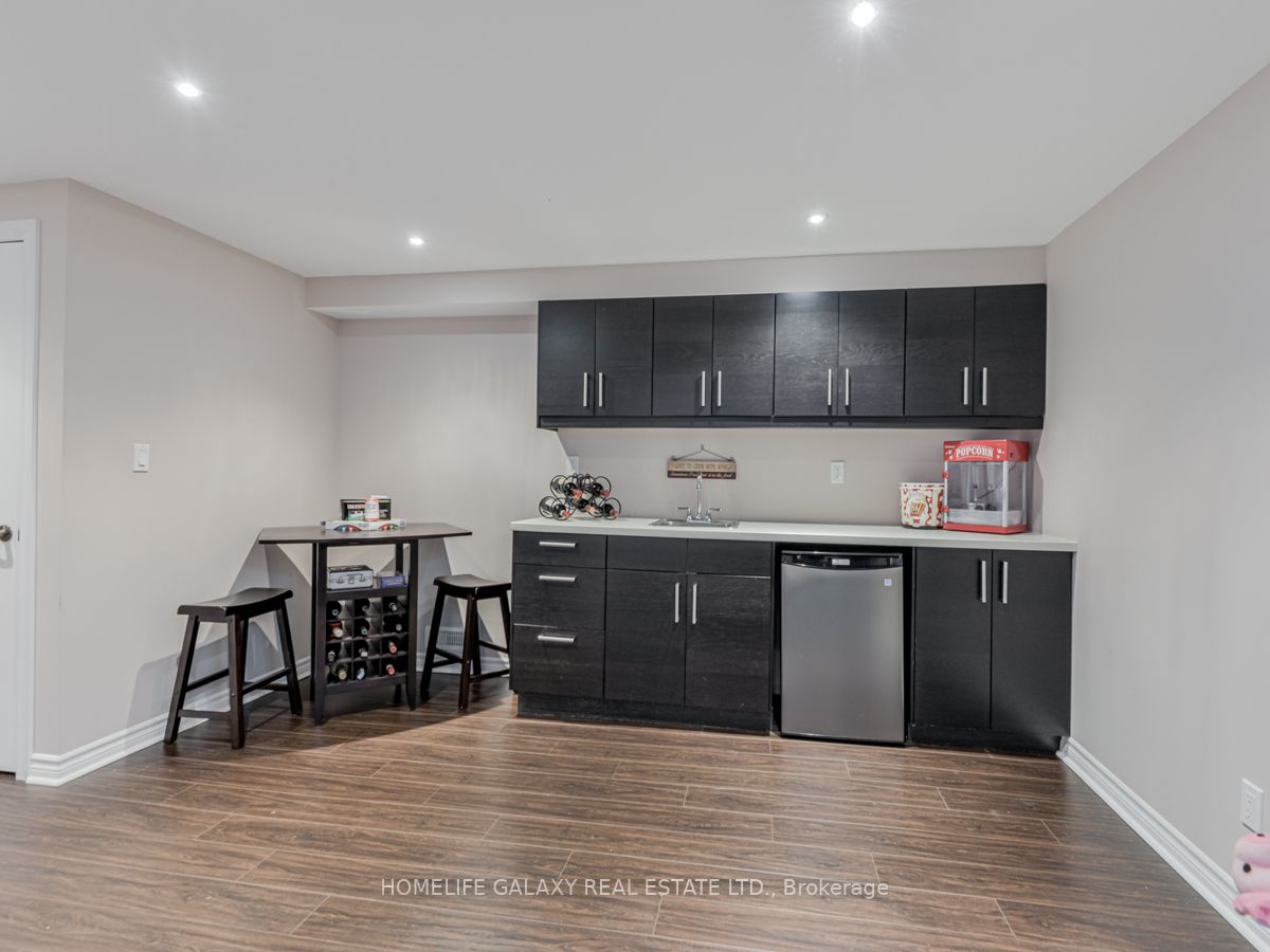 89 Brightsview Dr
