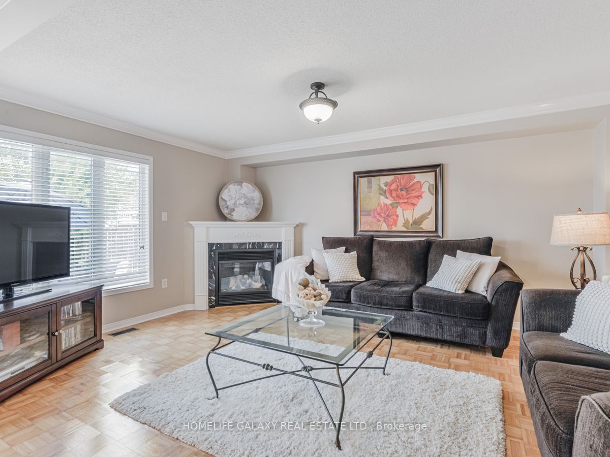 89 Brightsview Dr