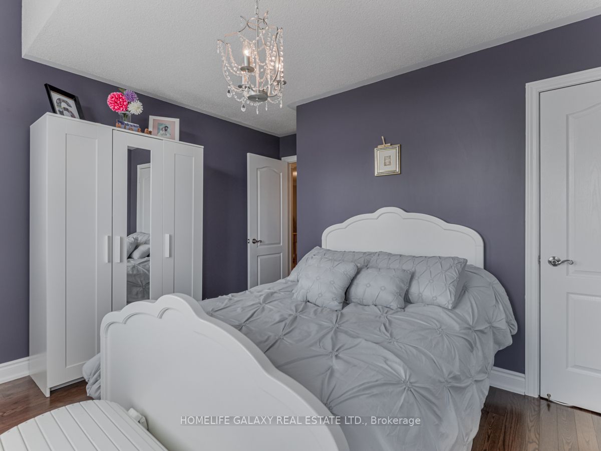 89 Brightsview Dr