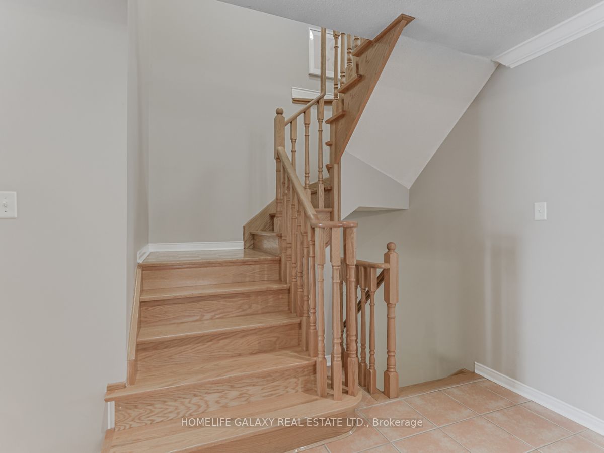 89 Brightsview Dr