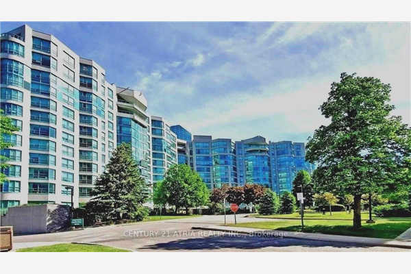 7905 Bayview Ave, Markham
