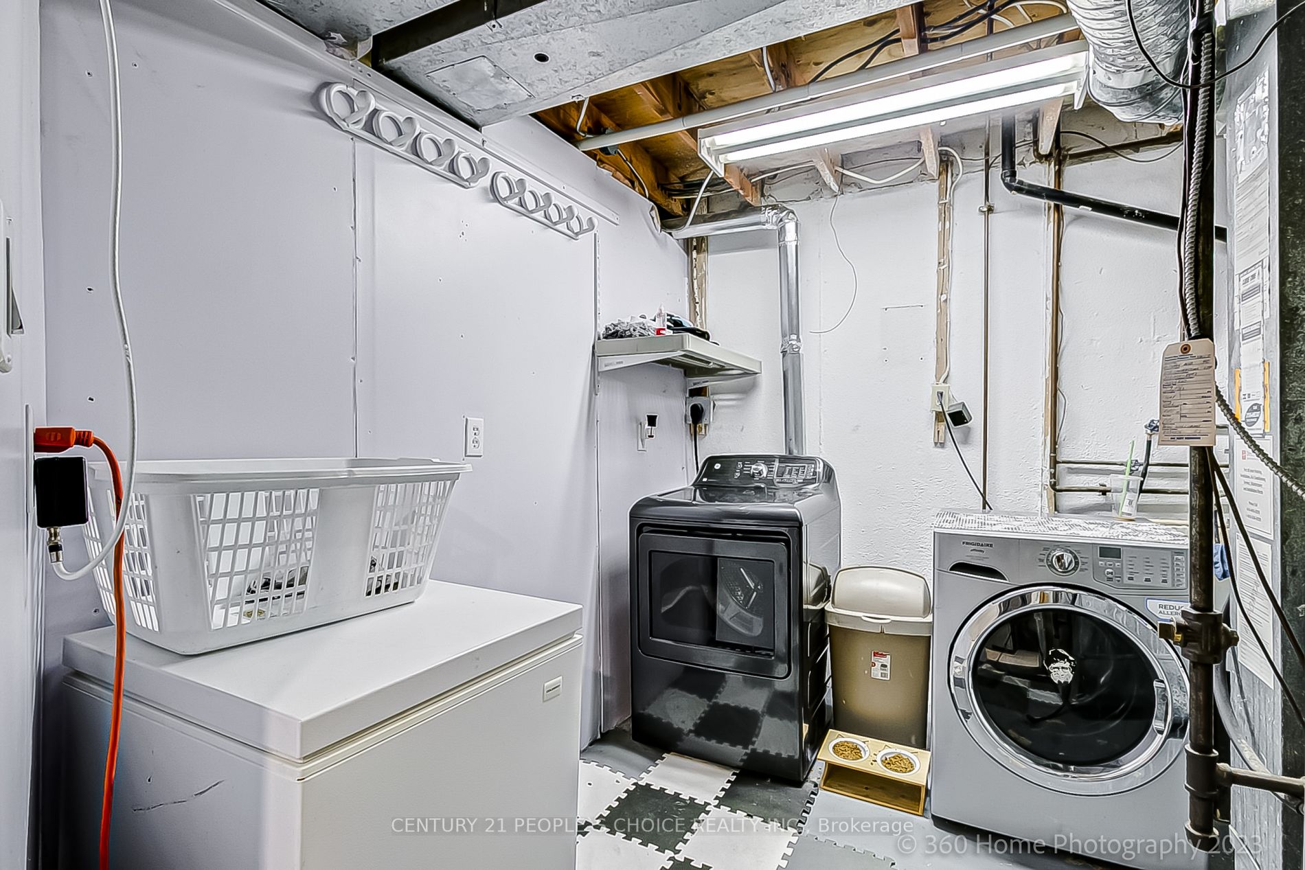 246 Tupper Blvd, #40