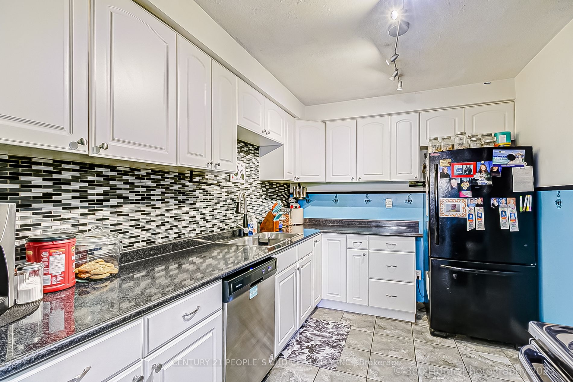 246 Tupper Blvd, #40