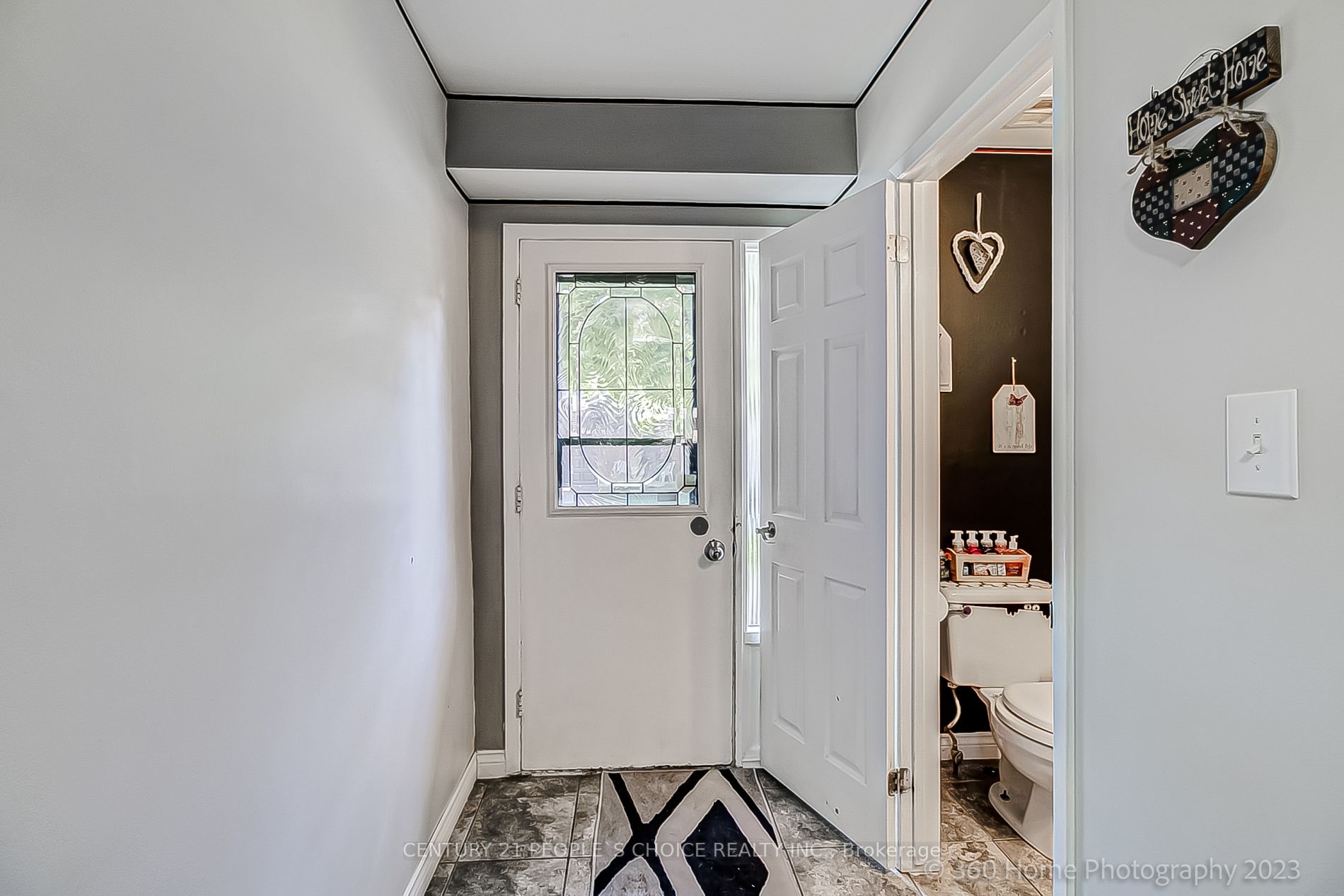 246 Tupper Blvd, #40