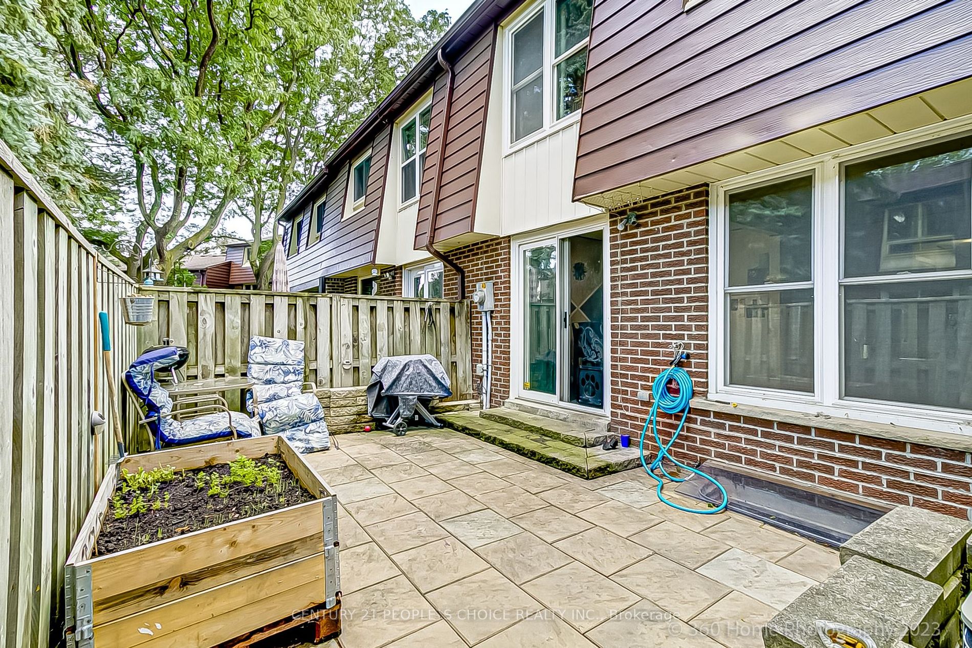 246 Tupper Blvd, #40