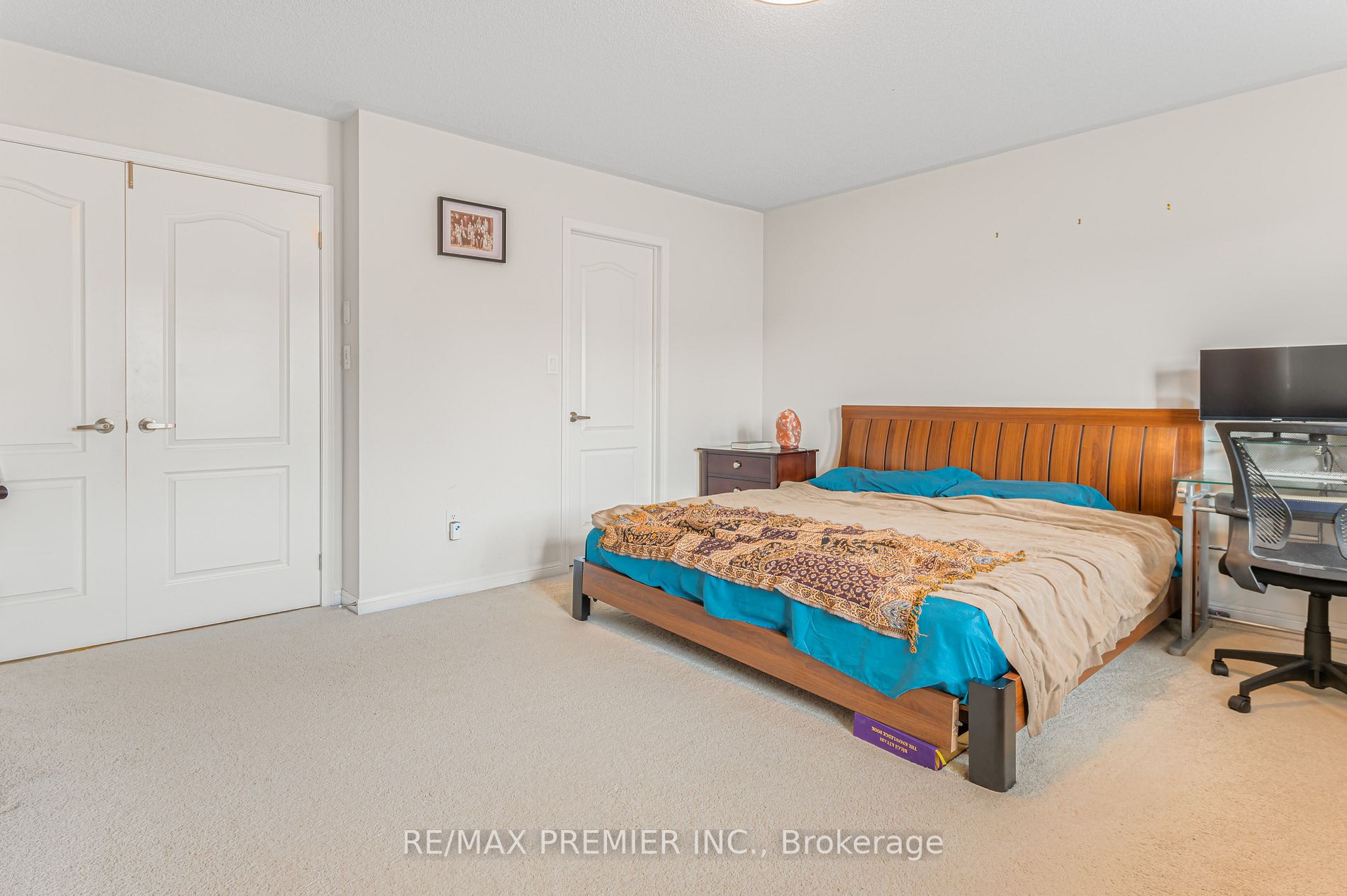 61 Demott Avenue