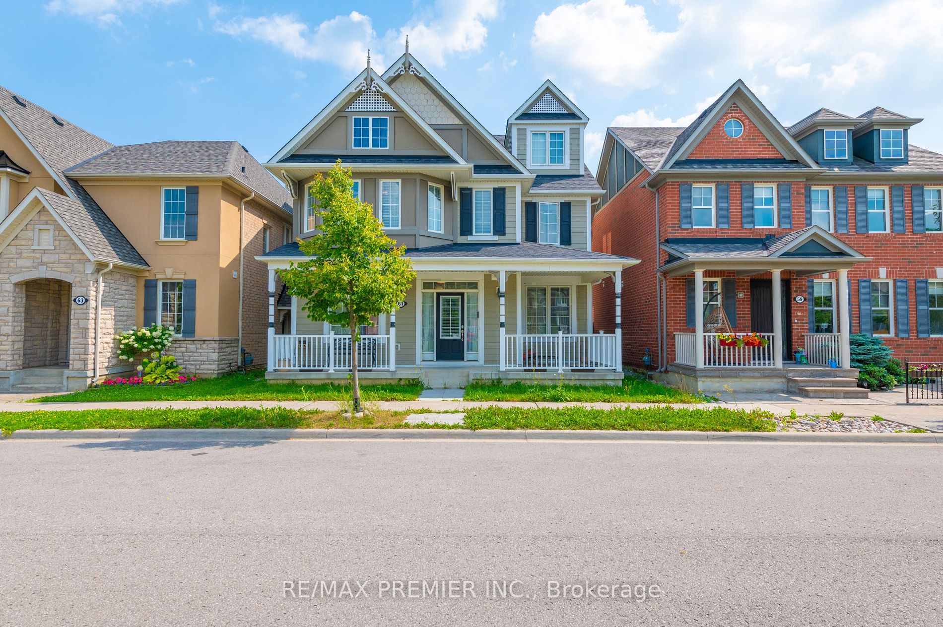 61 Demott Avenue
