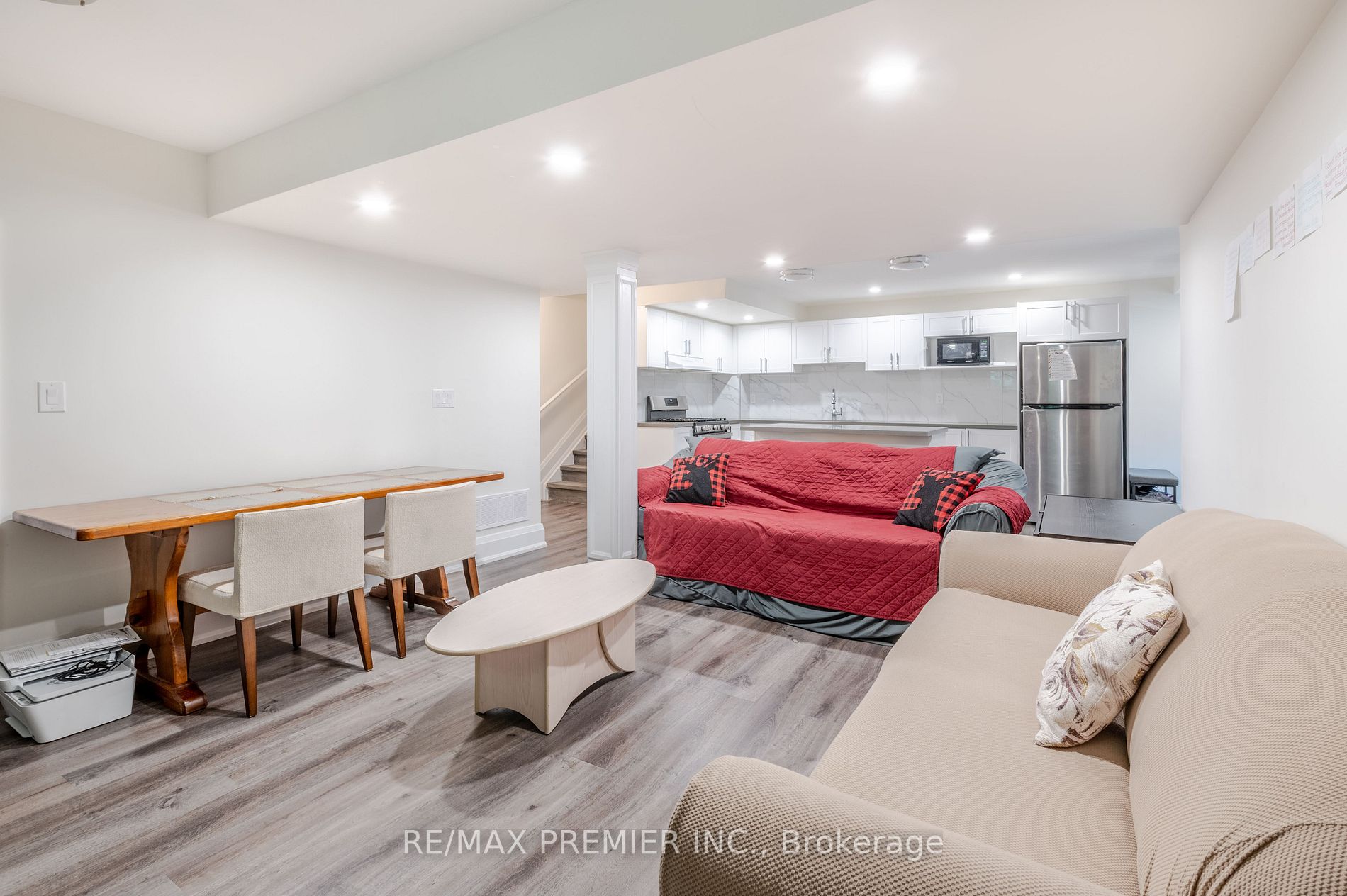 61 Demott Avenue