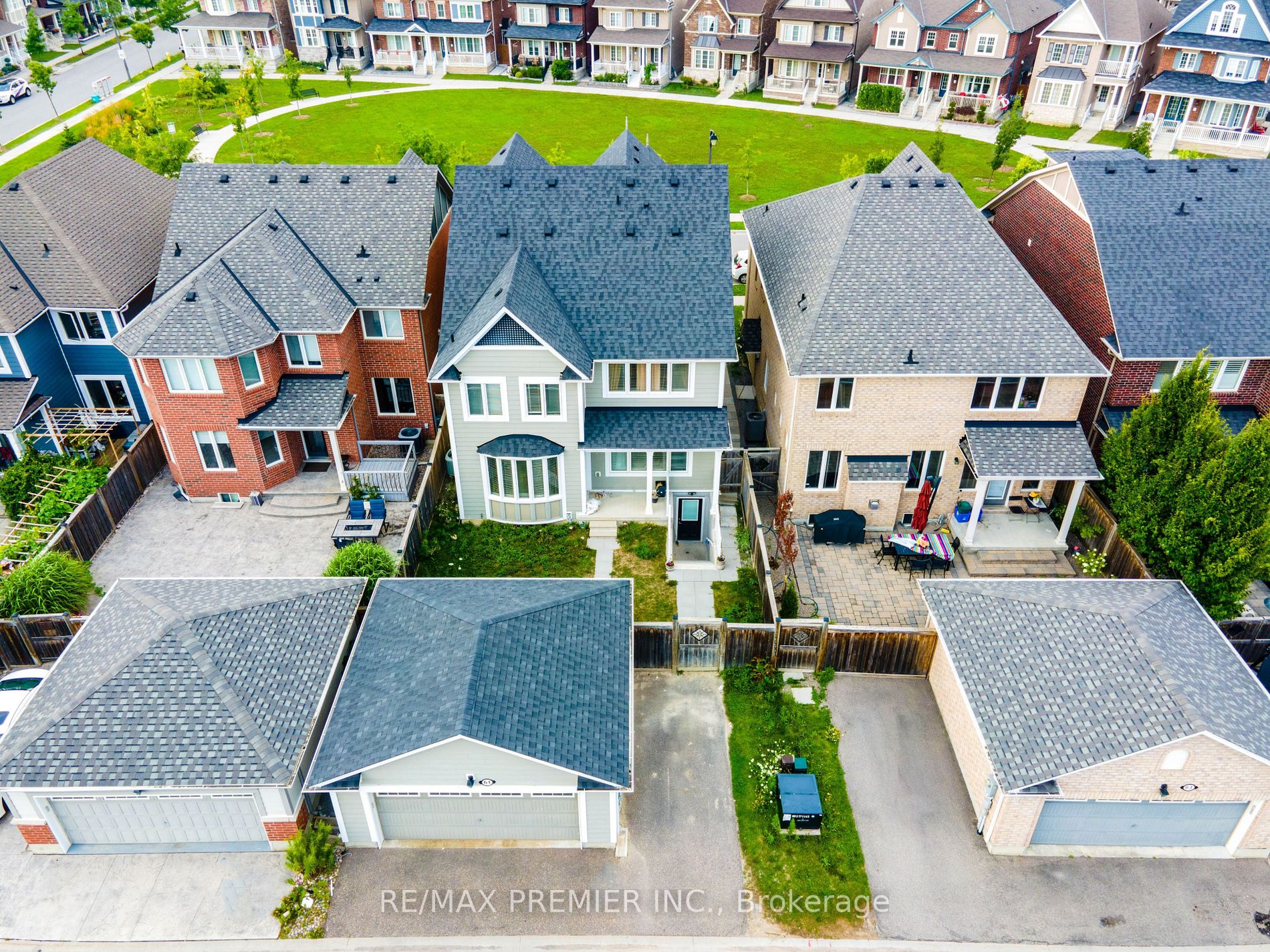 61 Demott Avenue