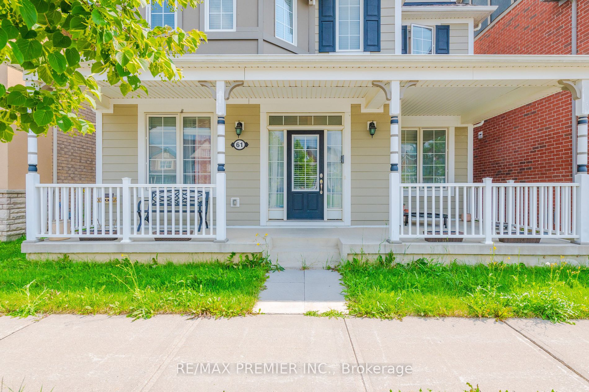61 Demott Avenue
