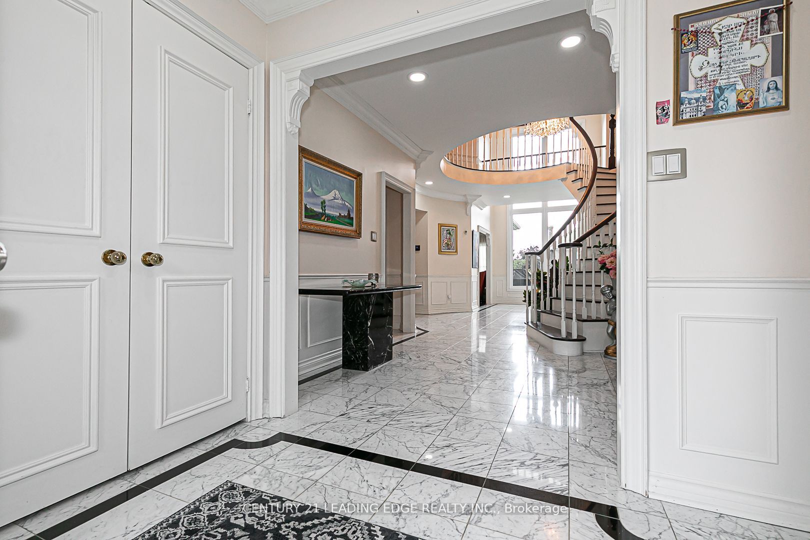 88 Ava Cres