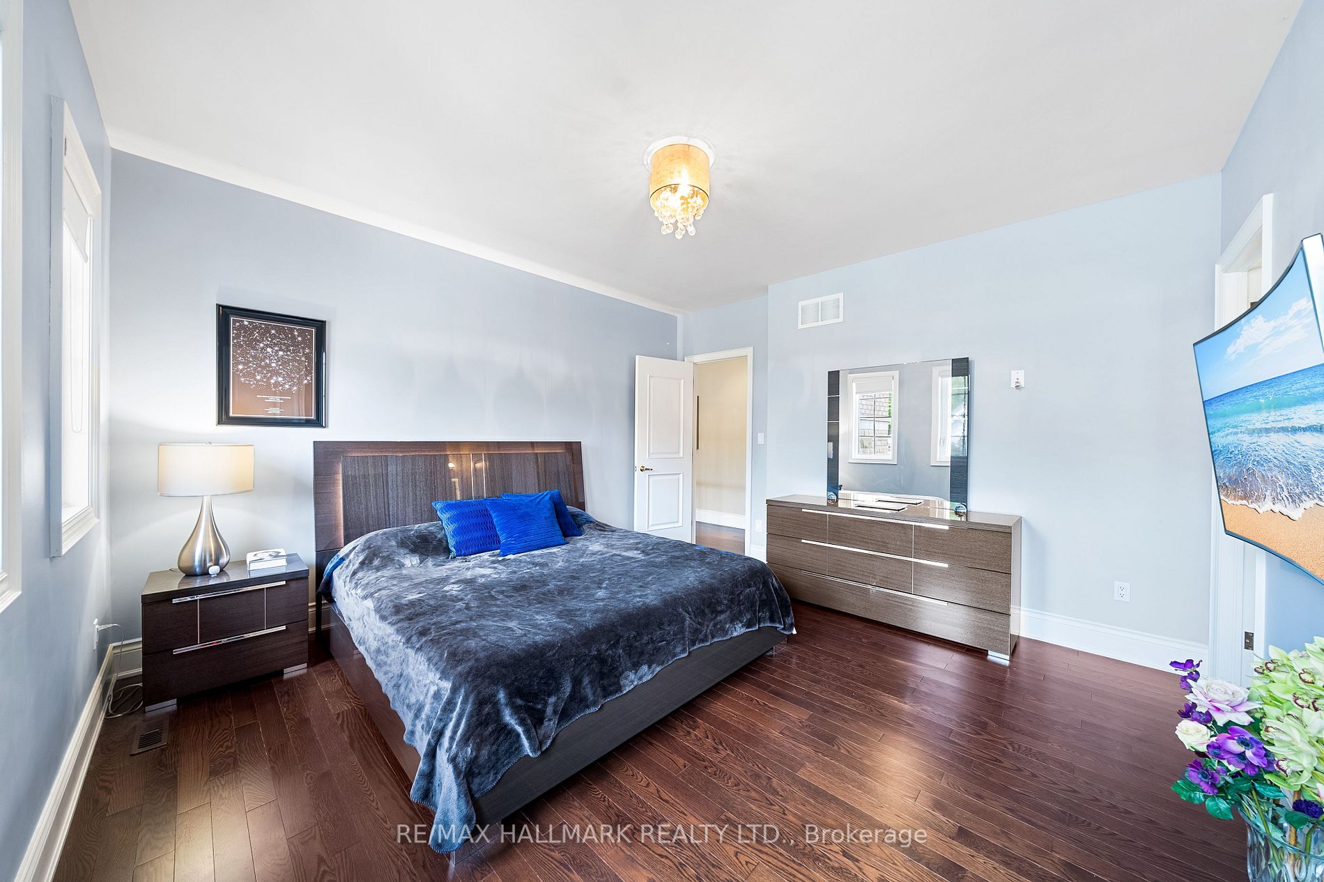 244 Grand Vellore Cres