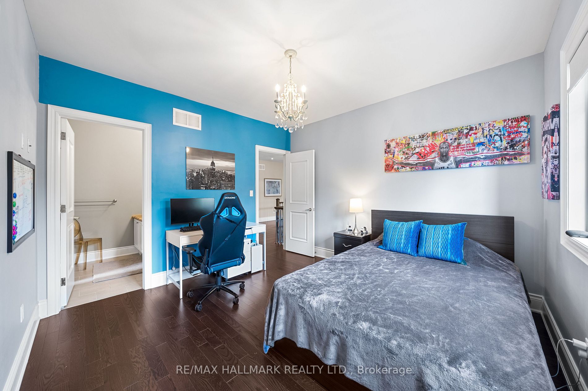 244 Grand Vellore Cres