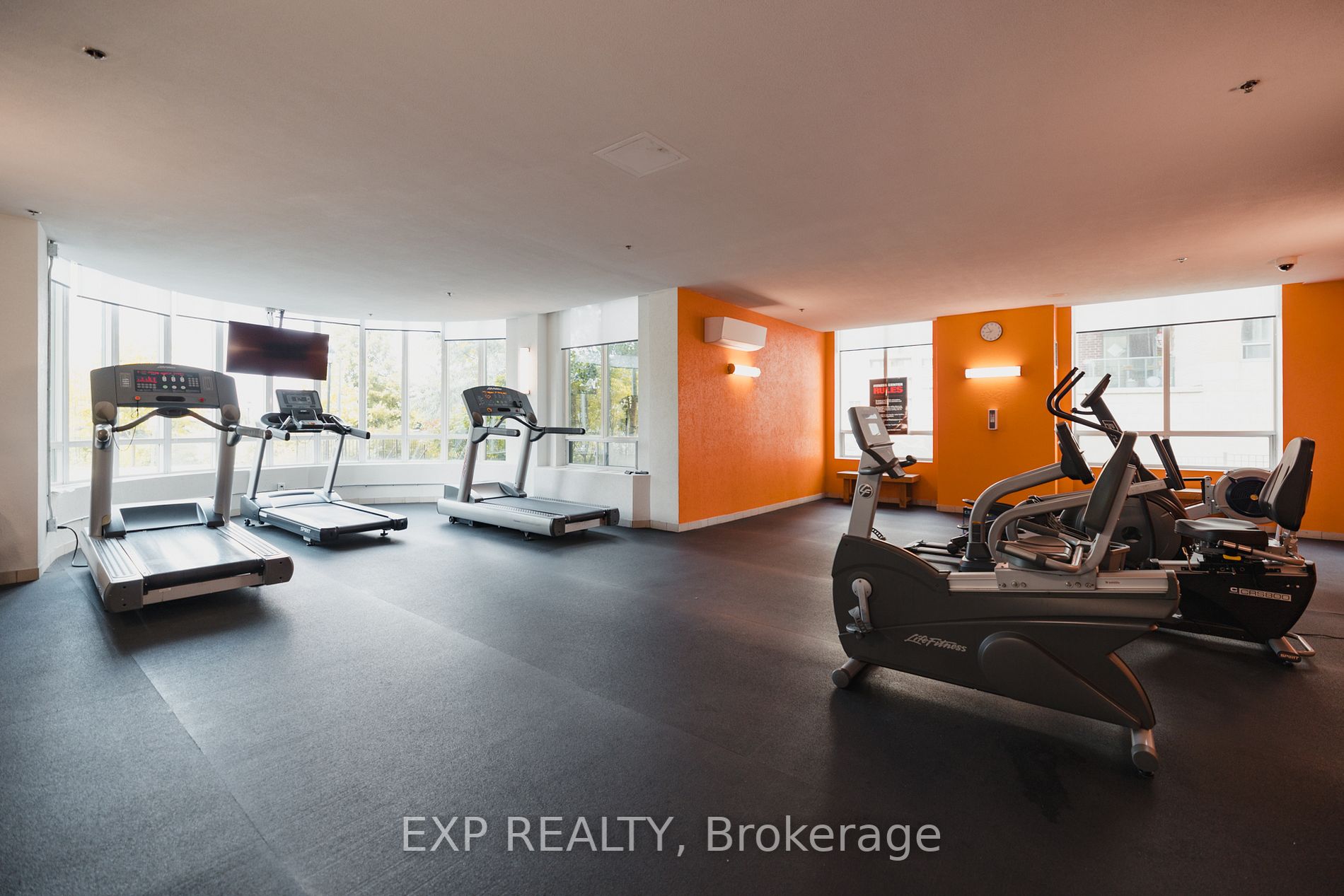 39 Oneida Crescent, #1115