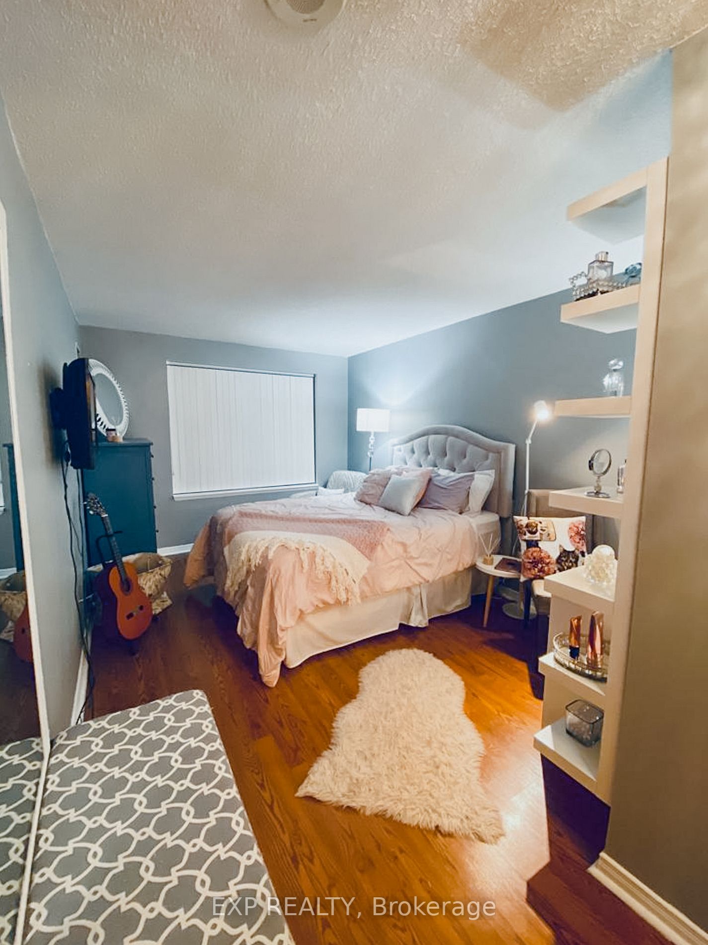 39 Oneida Crescent, #1115